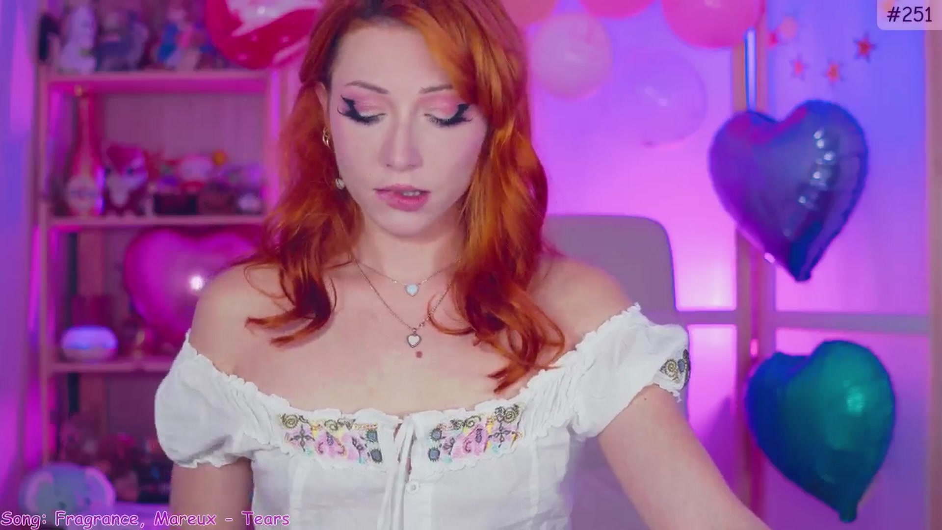 Gallery image thumbnail from alcoBirthday's myfreecams stream on, 10/10/2024, 09:17 image 7 of 20