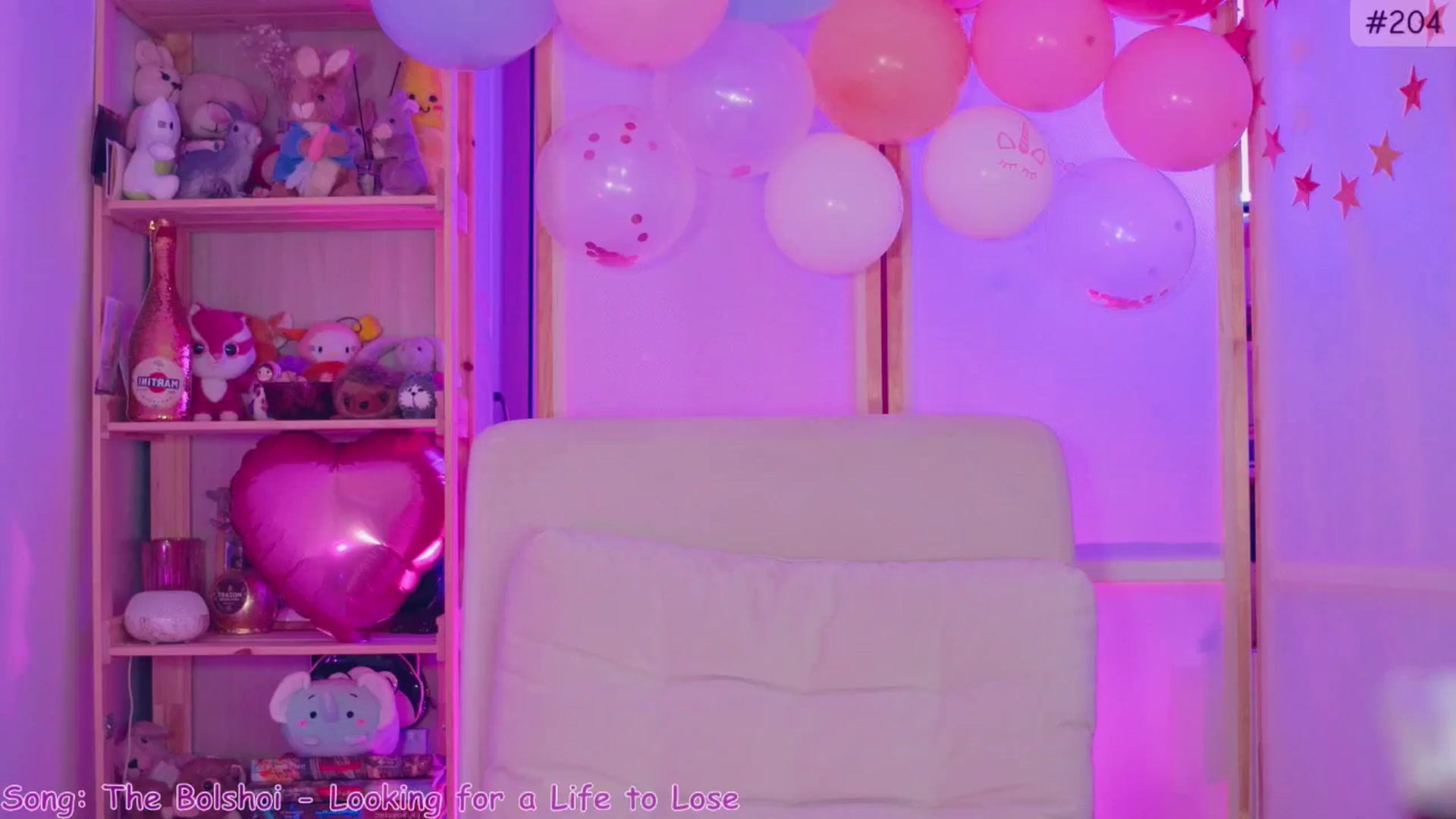 Gallery image thumbnail from alcoBirthday's myfreecams stream on, 10/11/2024, 09:08 image 15 of 20