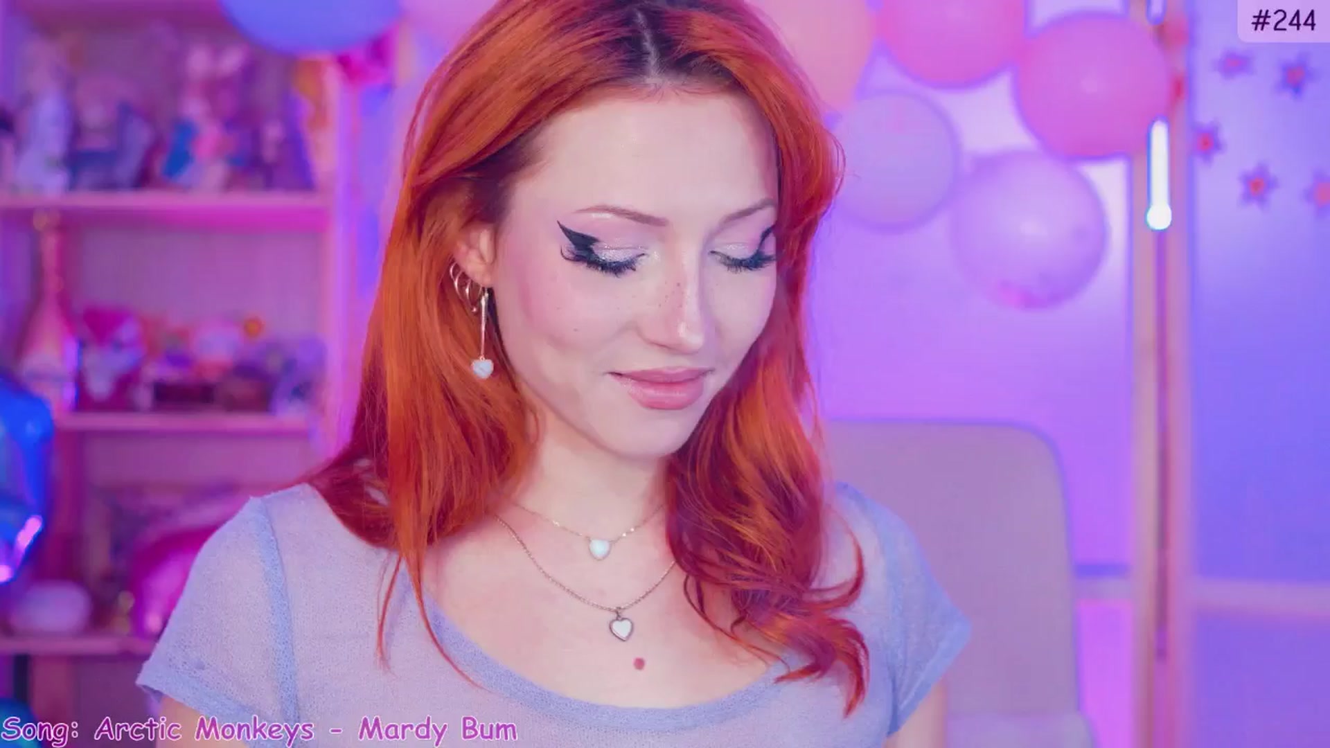 Gallery image thumbnail from alcoBirthday's myfreecams stream on, 10/13/2024, 12:52 image 10 of 20