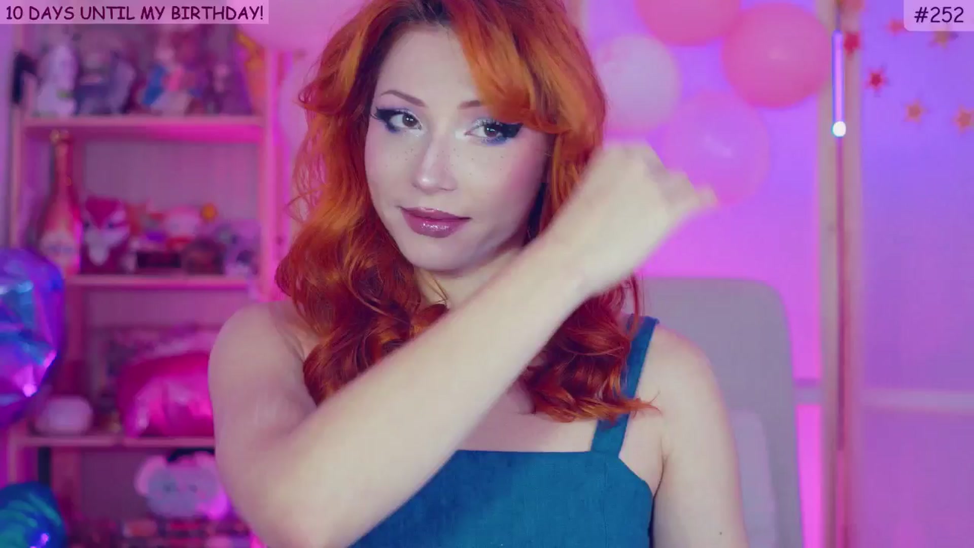 Gallery image thumbnail from alcoBirthday's myfreecams stream on, 10/14/2024, 06:22 image 1 of 20