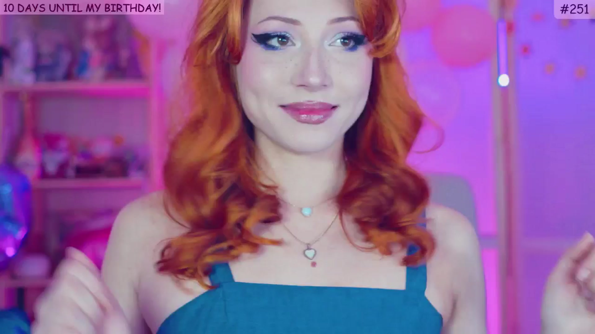 Gallery image thumbnail from alcoBirthday's myfreecams stream on, 10/14/2024, 06:22 image 18 of 20