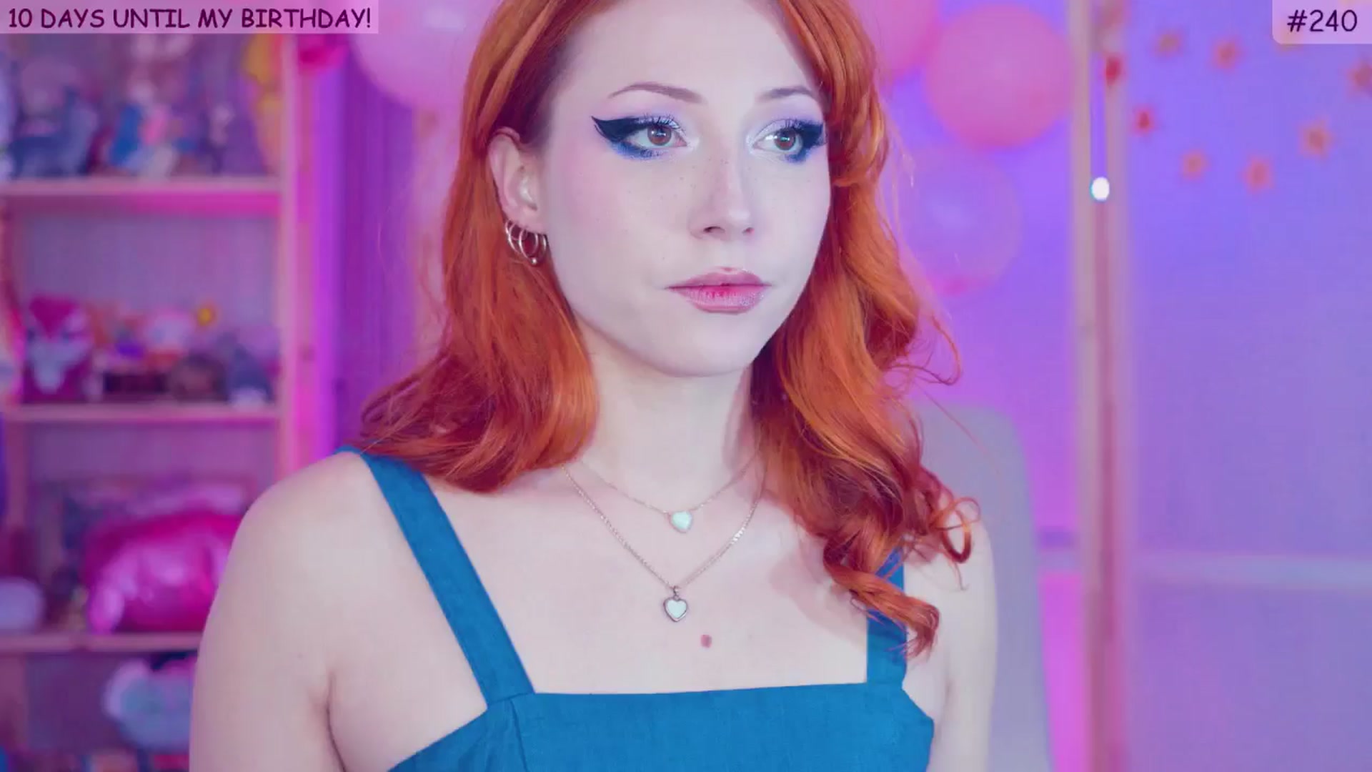 Gallery image thumbnail from alcoBirthday's myfreecams stream on, 10/14/2024, 10:25 image 14 of 20