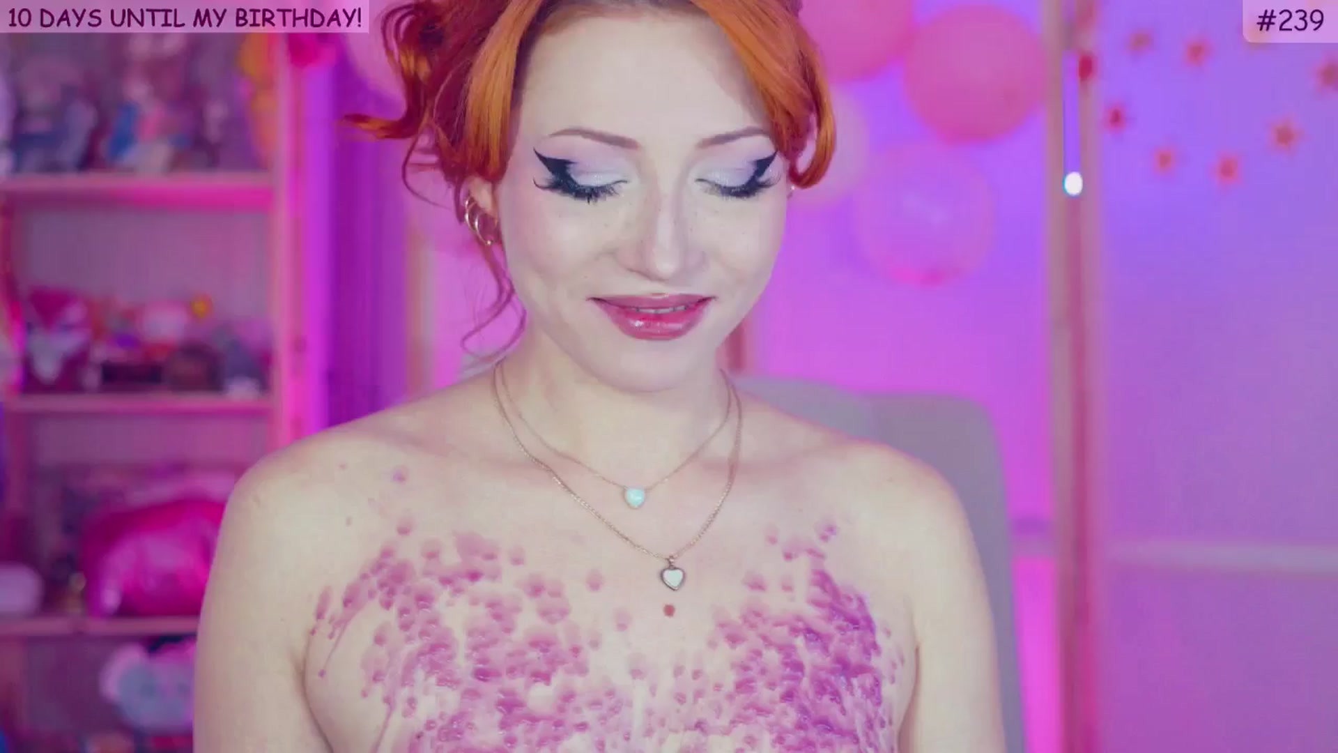 Gallery image thumbnail from alcoBirthday's myfreecams stream on, 10/14/2024, 10:25 image 6 of 20