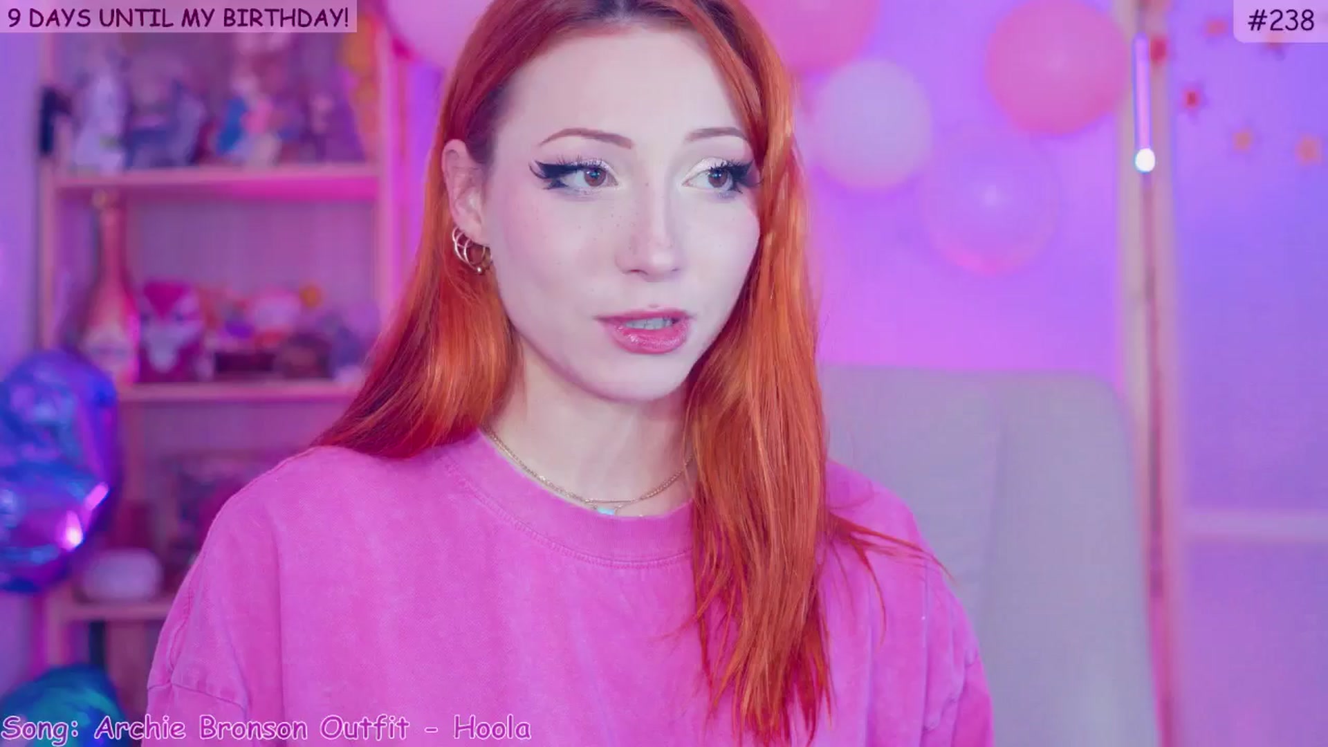 Gallery image thumbnail from alcoBirthday's myfreecams stream on, 10/15/2024, 10:26 image 17 of 20