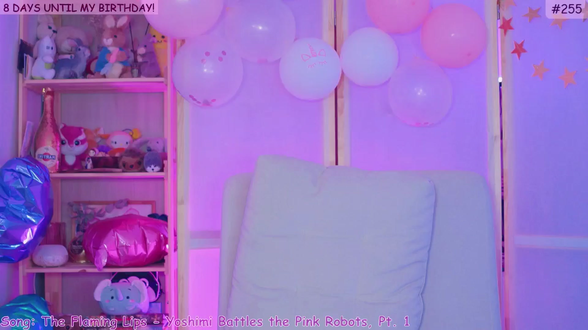 Gallery image thumbnail from alcoBirthday's myfreecams stream on, 10/16/2024, 09:20 image 6 of 20