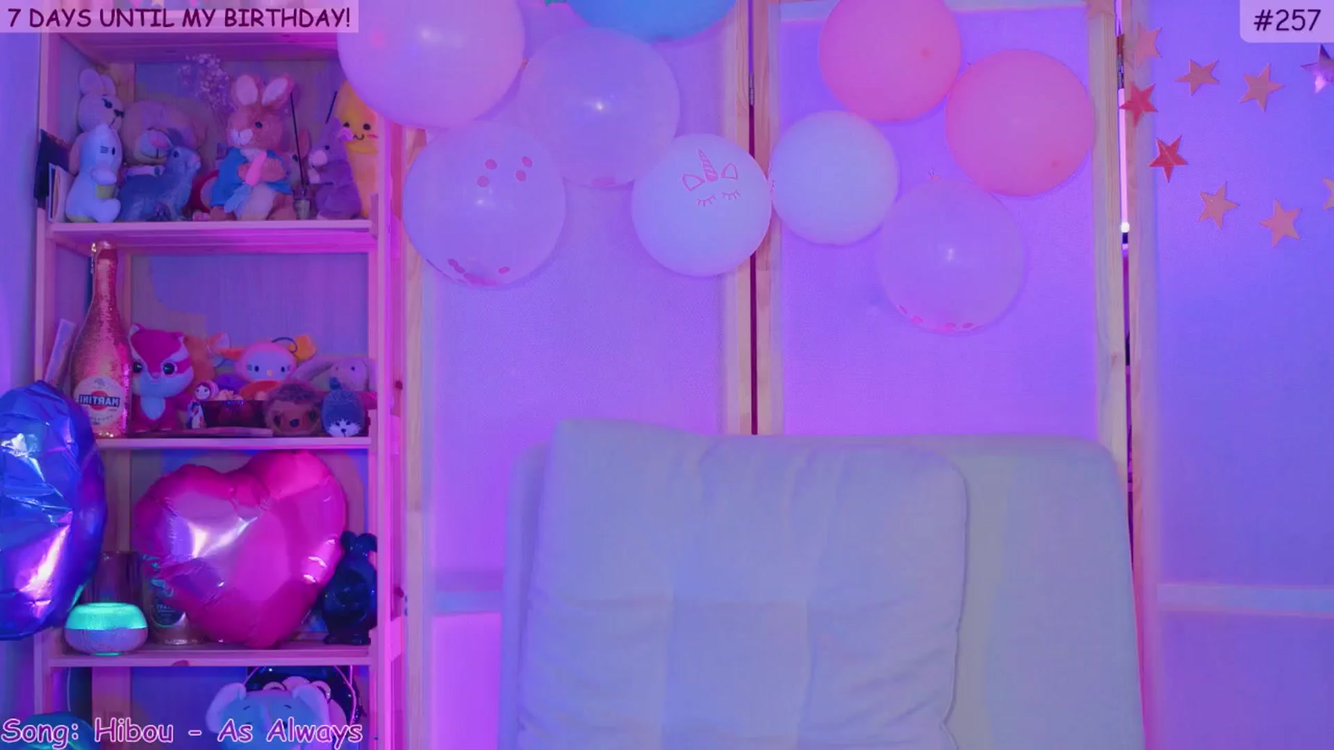 Gallery image thumbnail from alcoBirthday's myfreecams stream on, 10/17/2024, 12:56 image 15 of 20