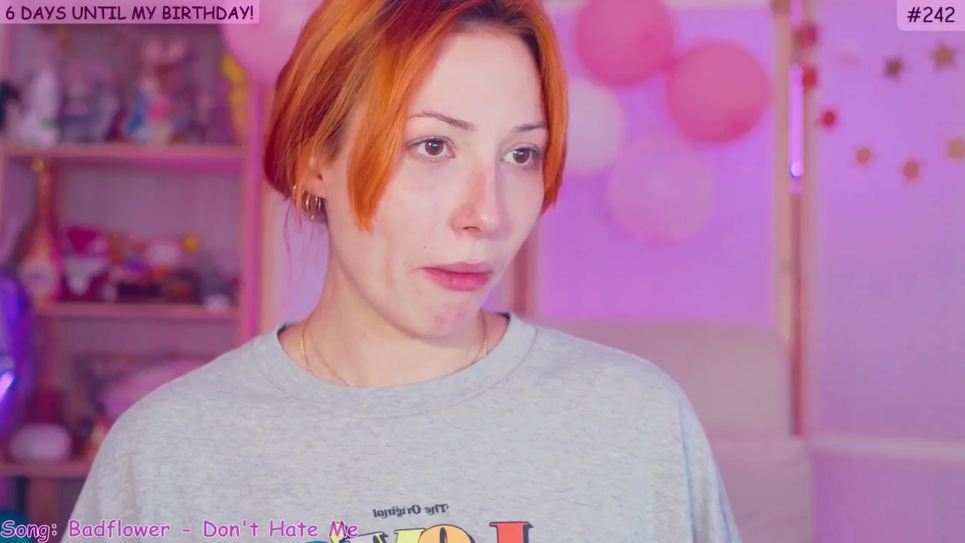 Gallery image thumbnail from alcoBirthday's myfreecams stream on, 10/18/2024, 08:01 image 12 of 20