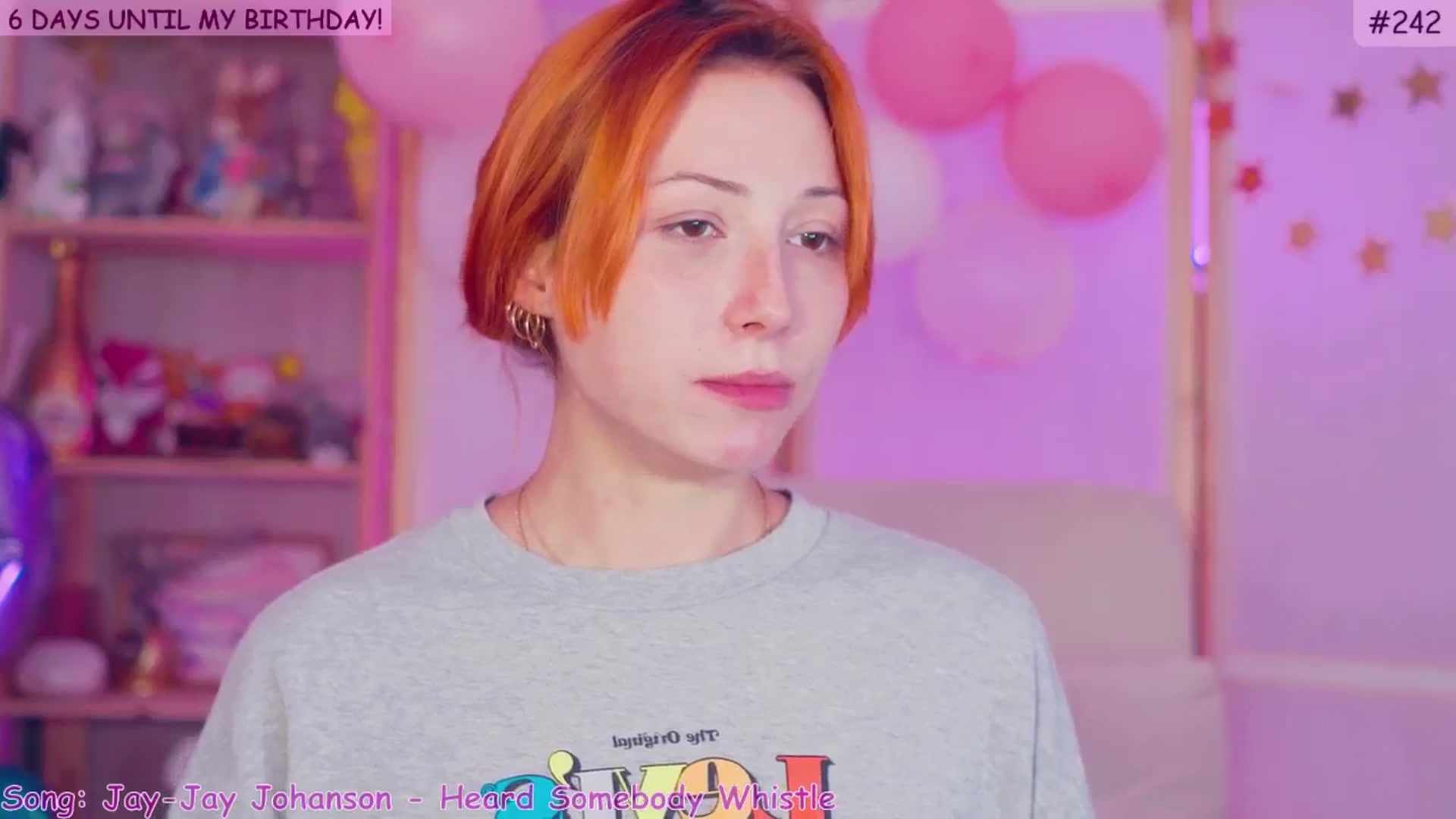 Gallery image thumbnail from alcoBirthday's myfreecams stream on, 10/18/2024, 08:01 image 14 of 20