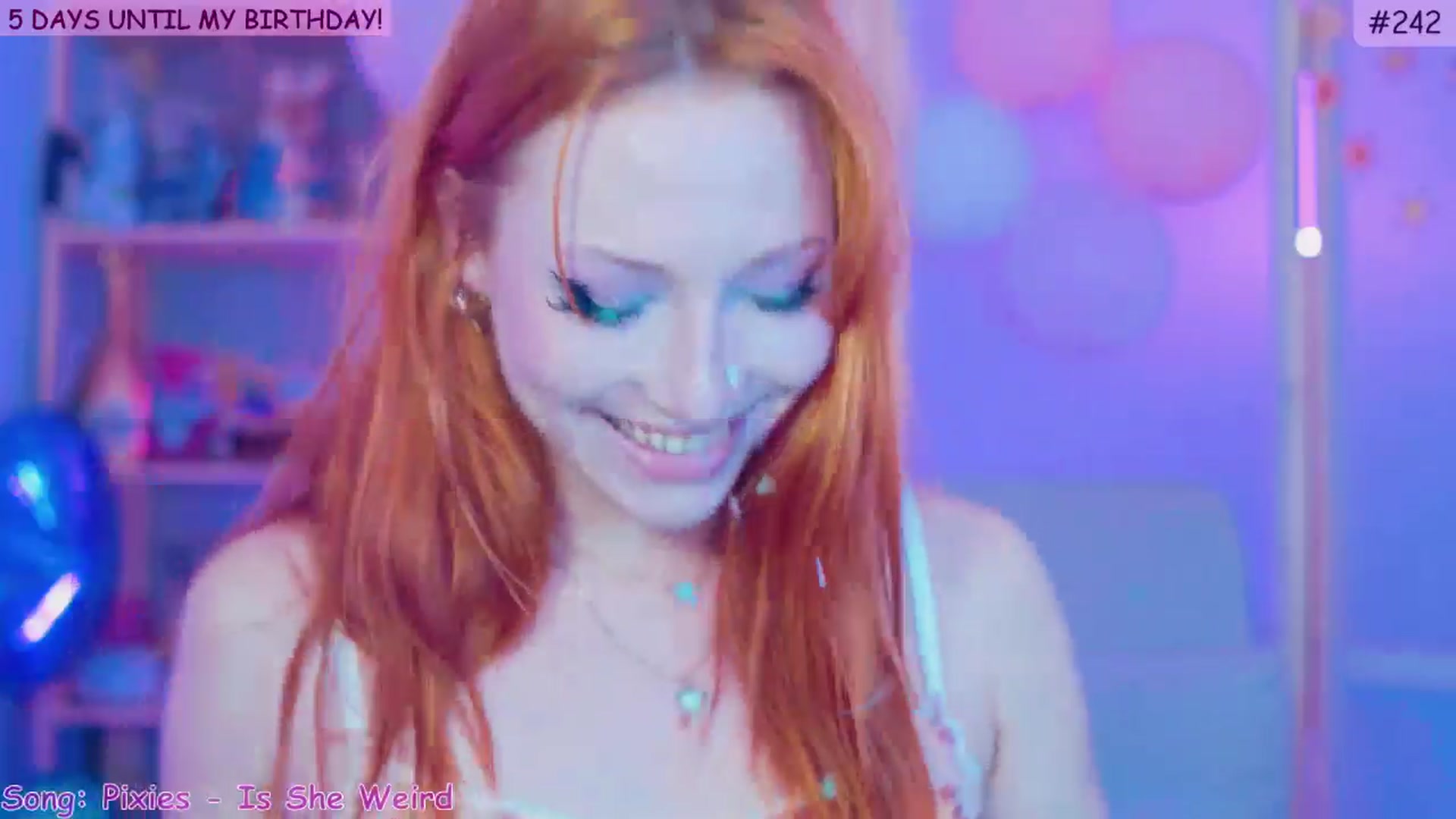 Gallery image thumbnail from alcoBirthday's myfreecams stream on, 10/19/2024, 09:43 image 4 of 20