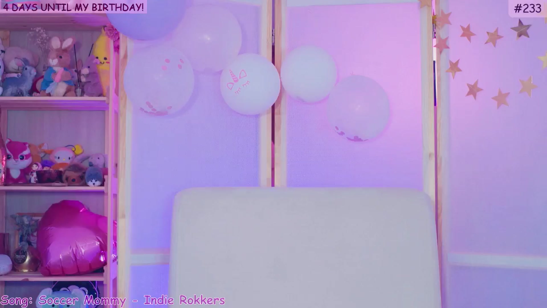 Gallery image thumbnail from alcoBirthday's myfreecams stream on, 10/20/2024, 10:32 image 16 of 20