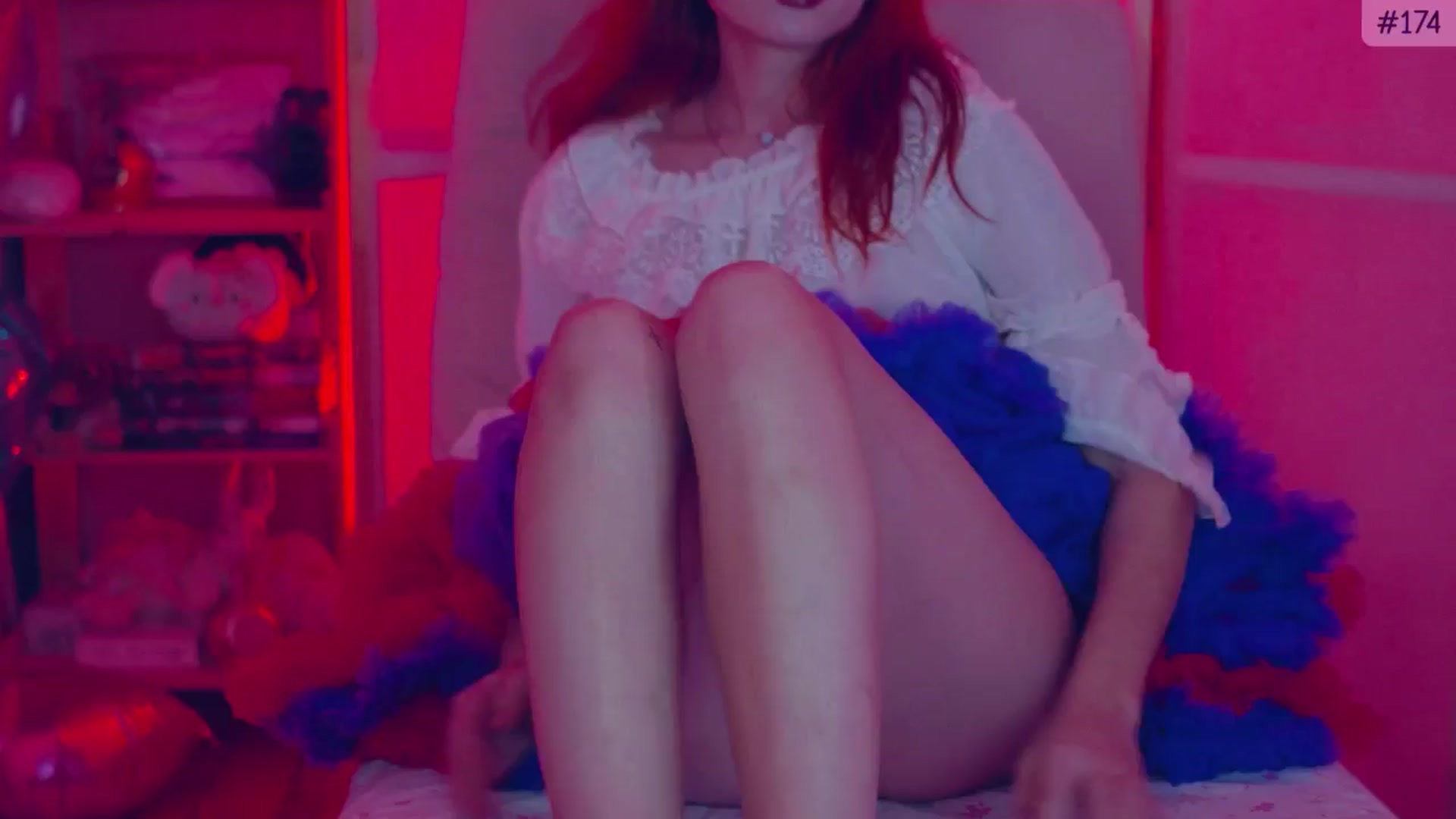 Gallery image thumbnail from alcoBirthday's myfreecams stream on, 10/26/2024, 08:30 image 14 of 20