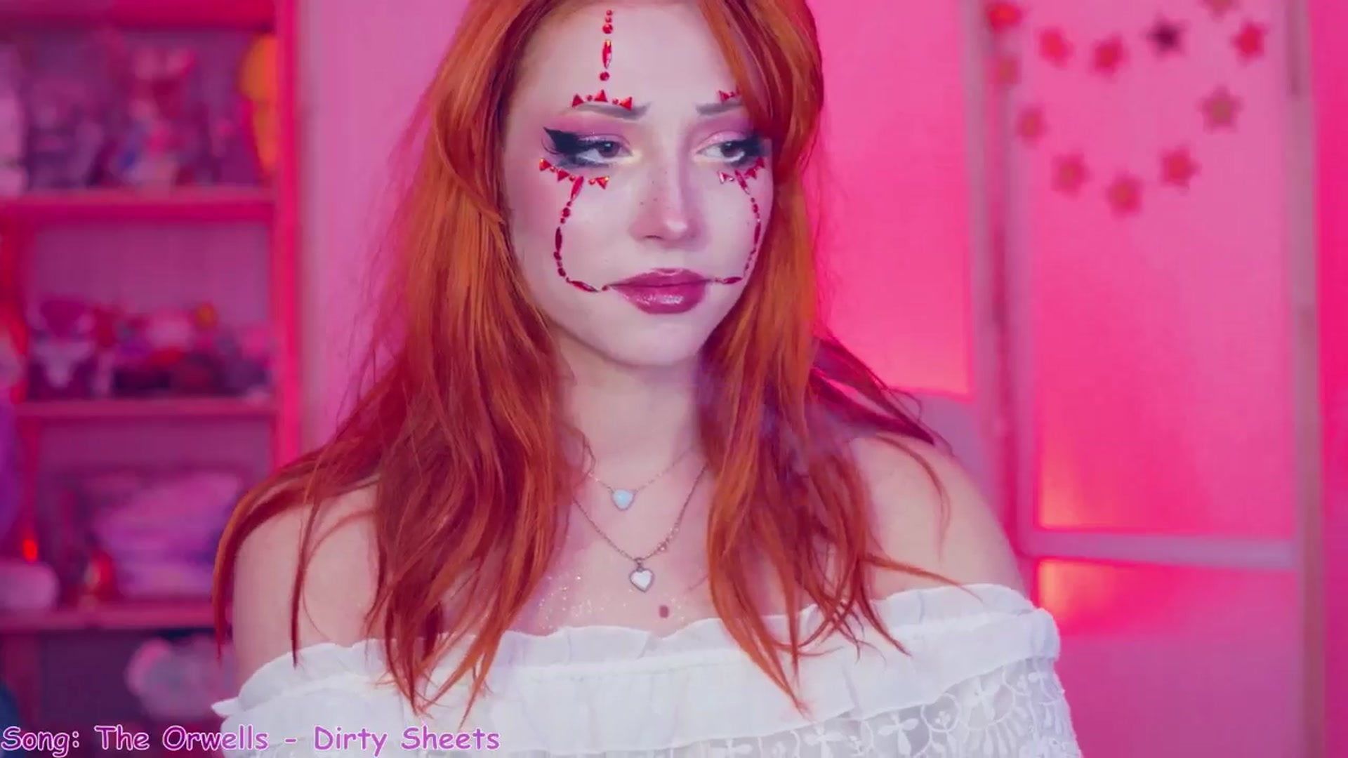 Gallery image thumbnail from alcoBirthday's myfreecams stream on, 10/26/2024, 13:32 image 6 of 20