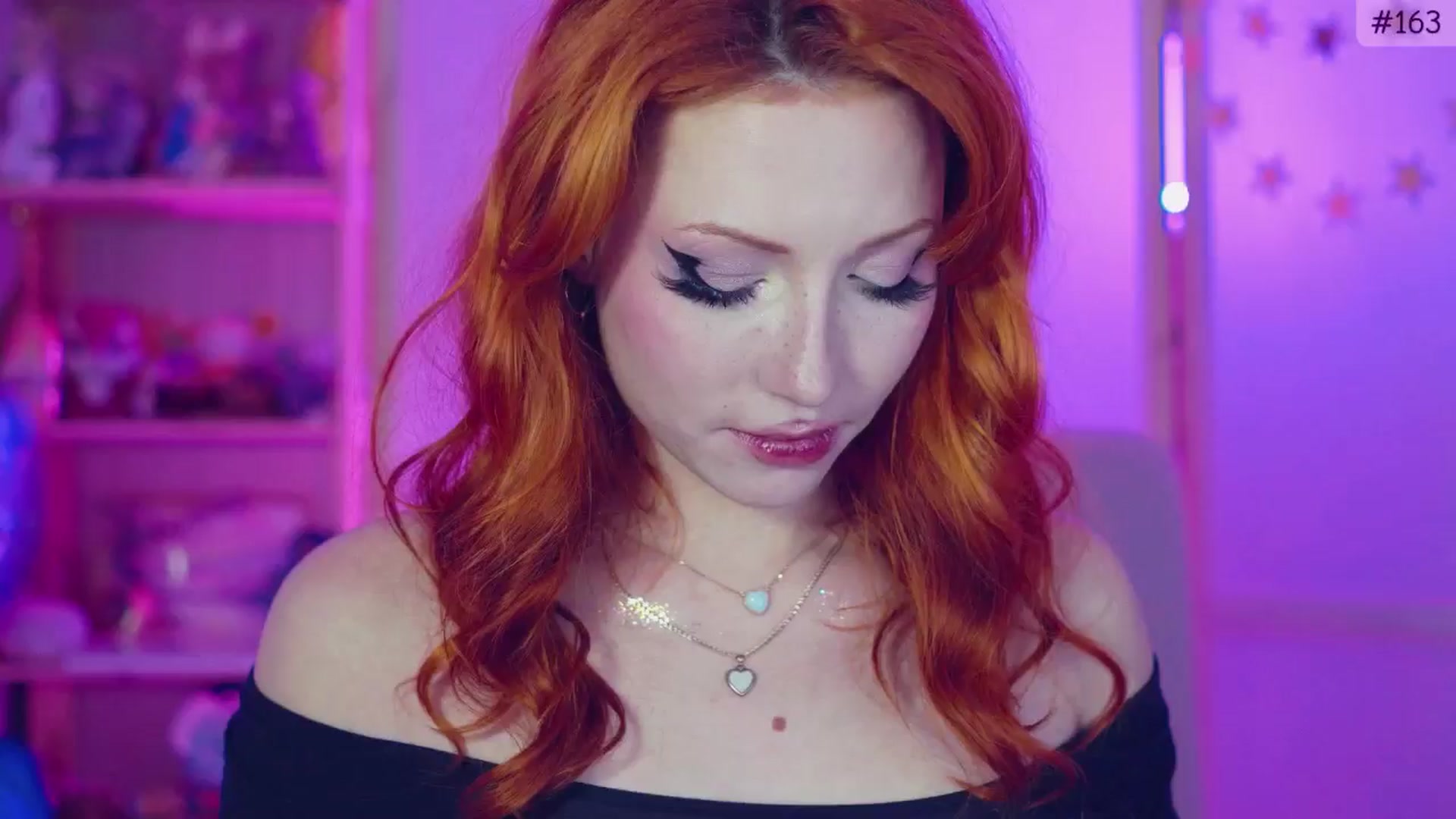 Gallery image thumbnail from alcoBirthday's myfreecams stream on, 10/31/2024, 14:52 image 17 of 20
