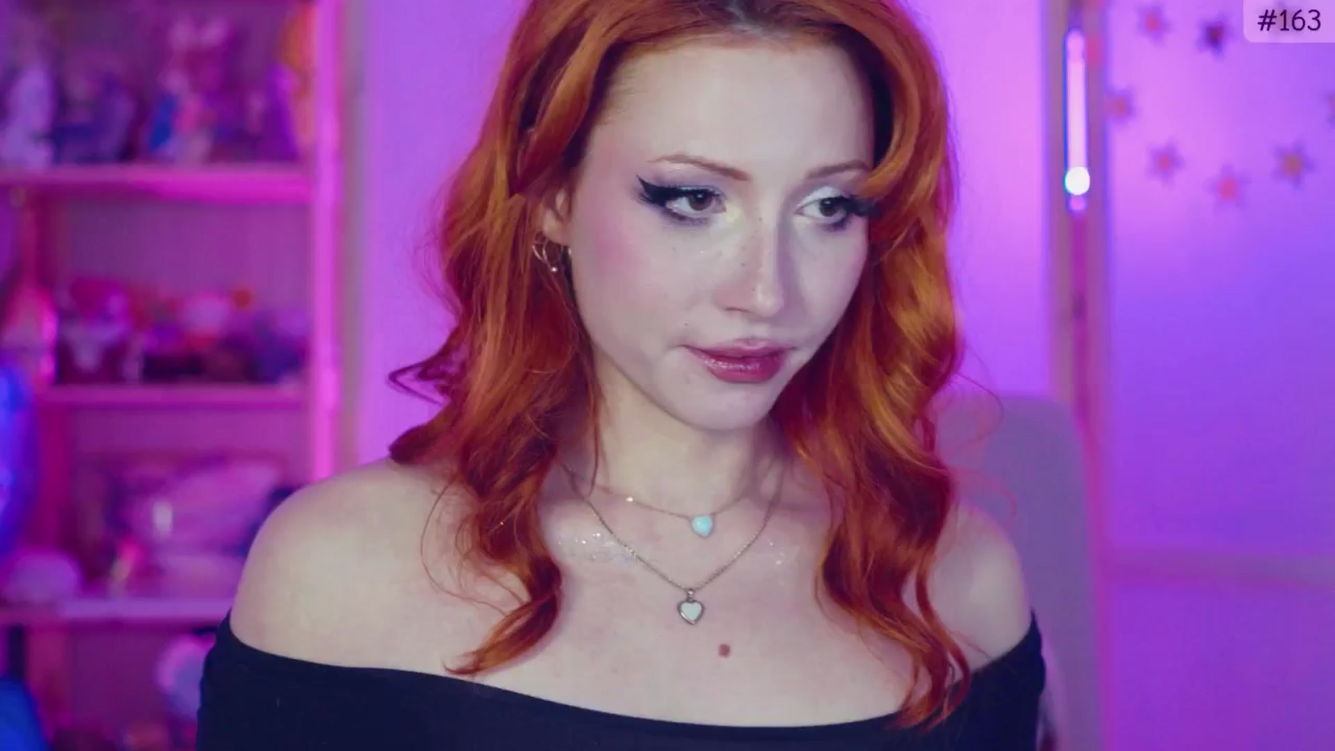 Gallery image thumbnail from alcoBirthday's myfreecams stream on, 10/31/2024, 14:52 image 15 of 20