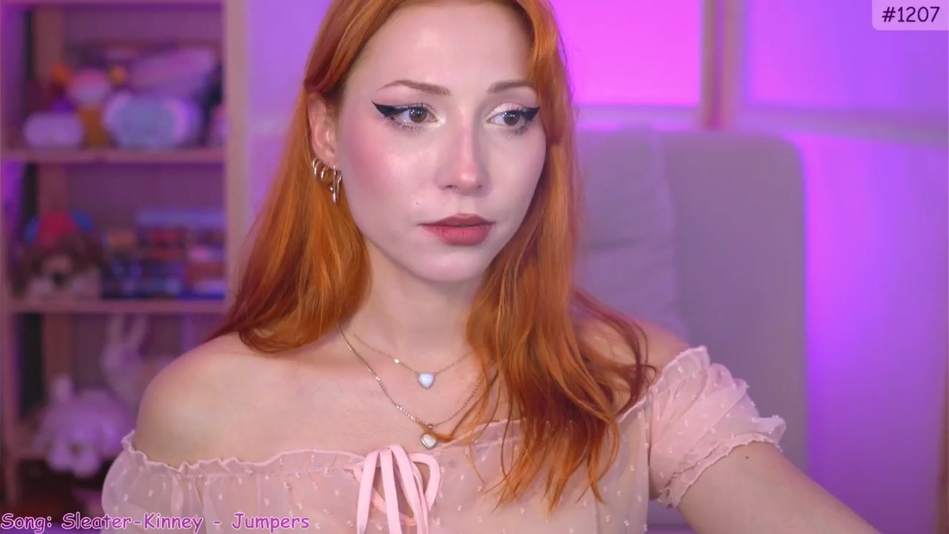 Gallery image thumbnail from alcogirl's myfreecams stream on, 09/09/2024, 09:50 image 14 of 20