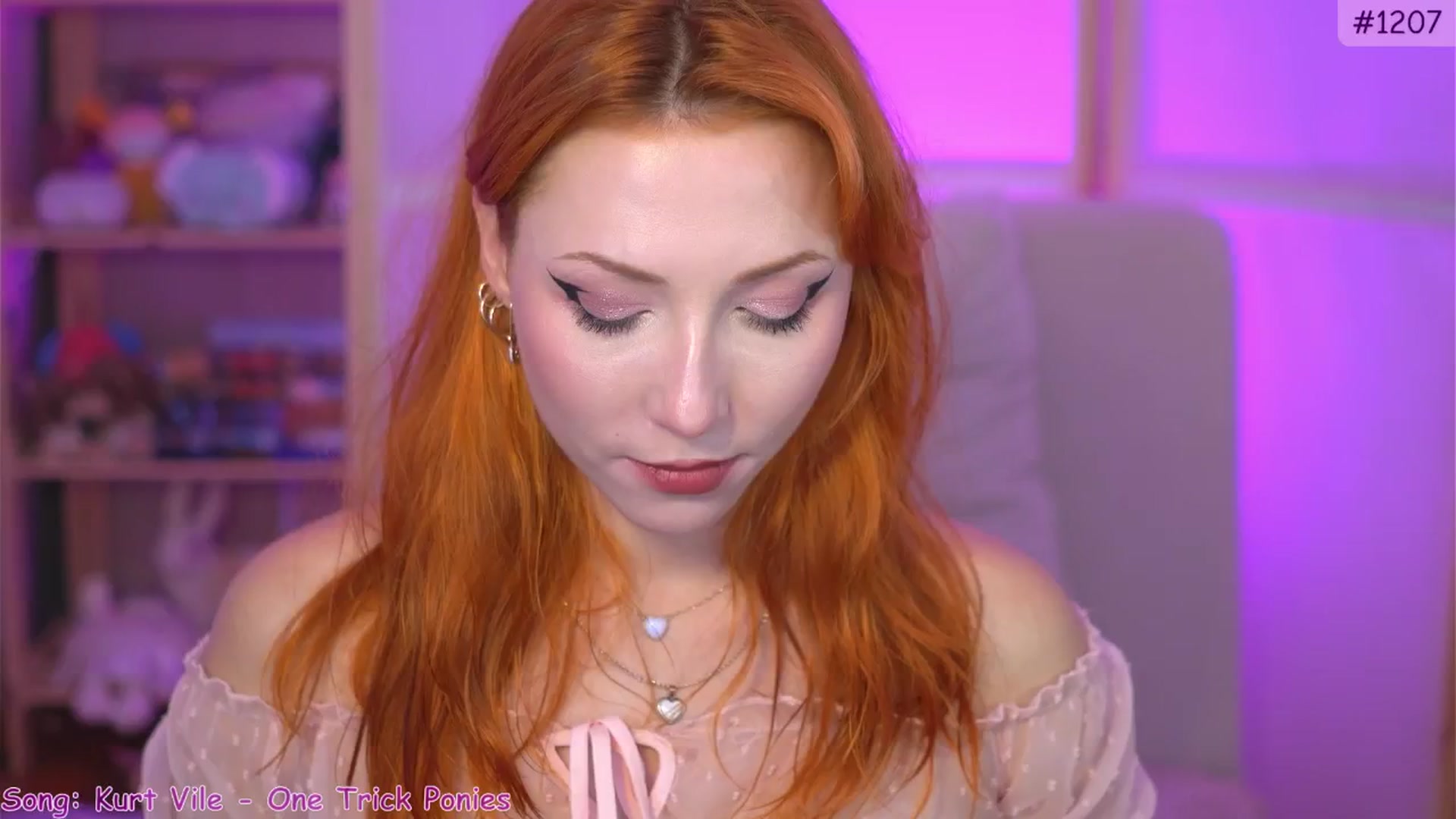 Gallery image thumbnail from alcogirl's myfreecams stream on, 09/09/2024, 09:50 image 13 of 20