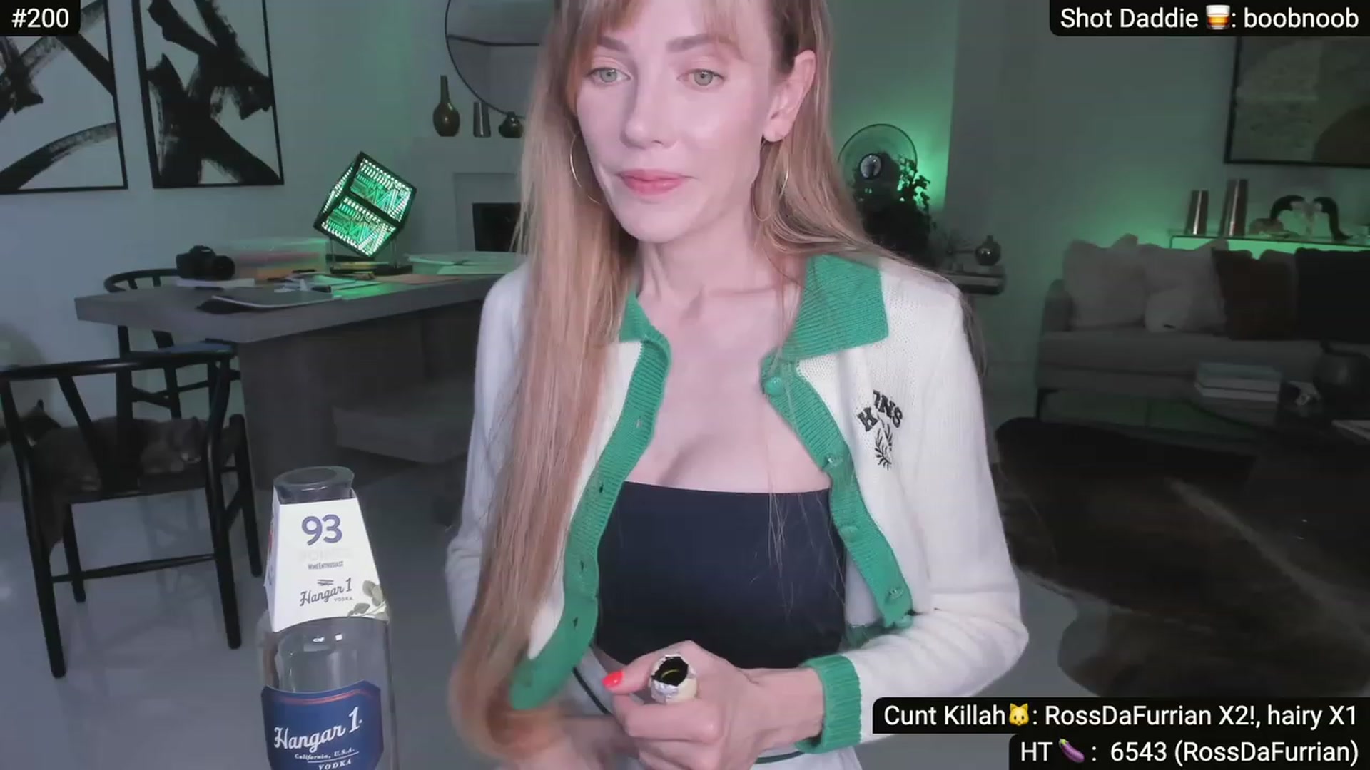 Gallery image thumbnail from aleXisKaren's myfreecams stream on, 08/19/2023, 09:28 image 2 of 20
