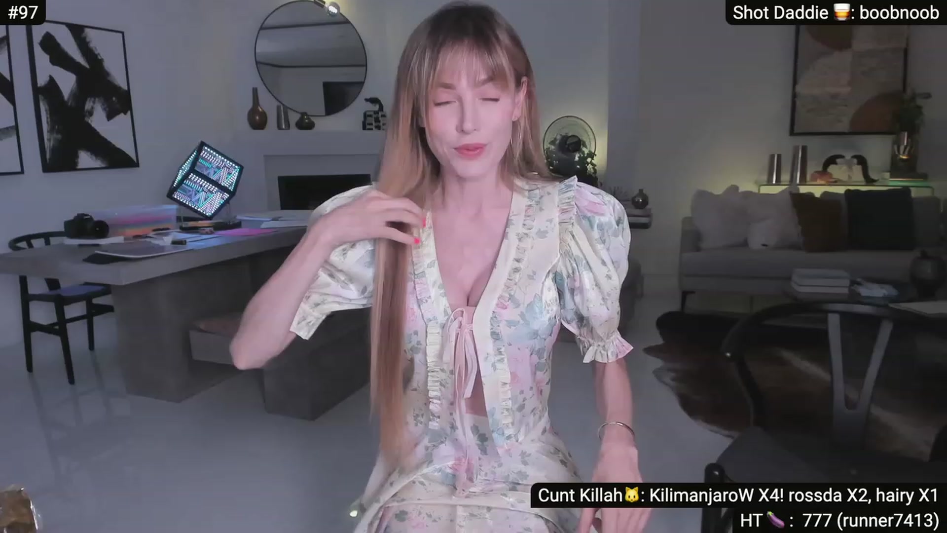 Gallery image thumbnail from aleXisKaren's myfreecams stream on, 08/20/2023, 06:48 image 1 of 20
