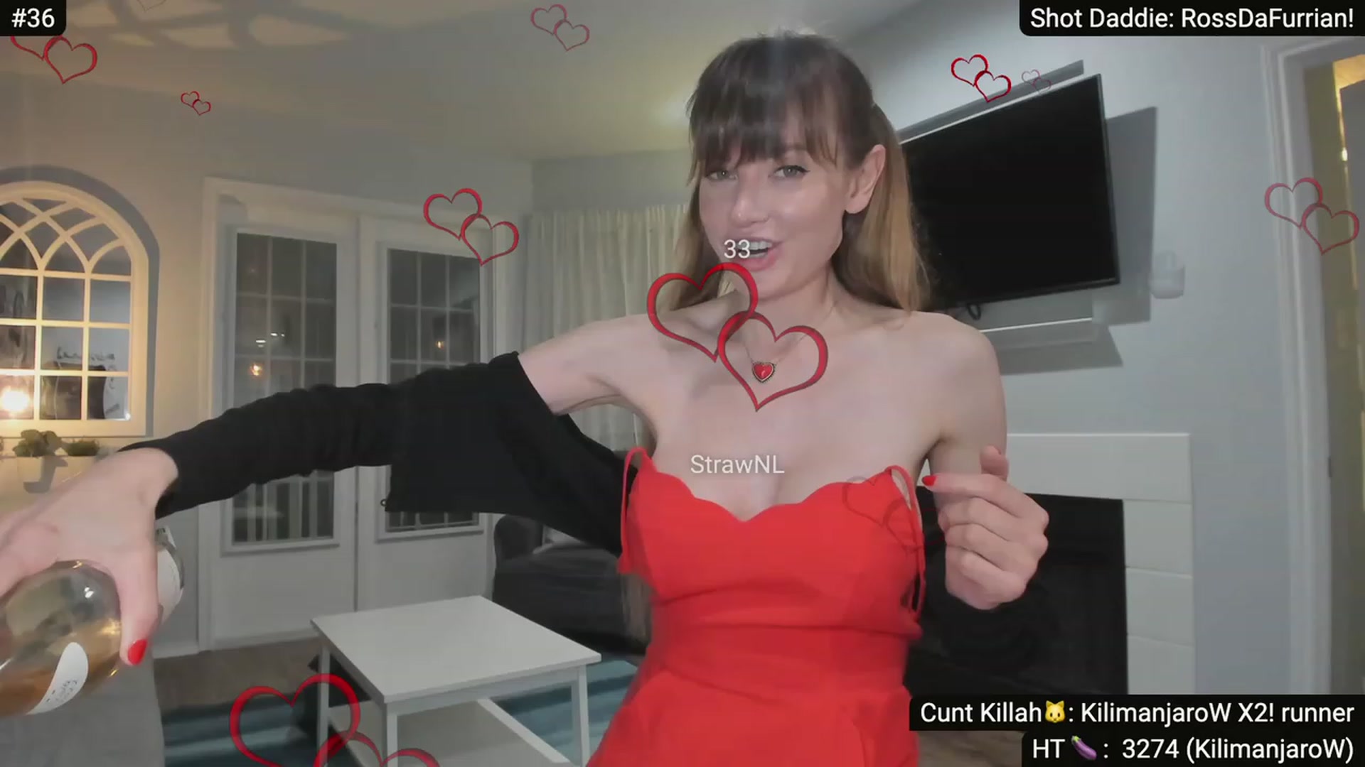 Gallery image thumbnail from aleXisTexas_'s myfreecams stream on, 11/25/2023, 09:57 image 12 of 20