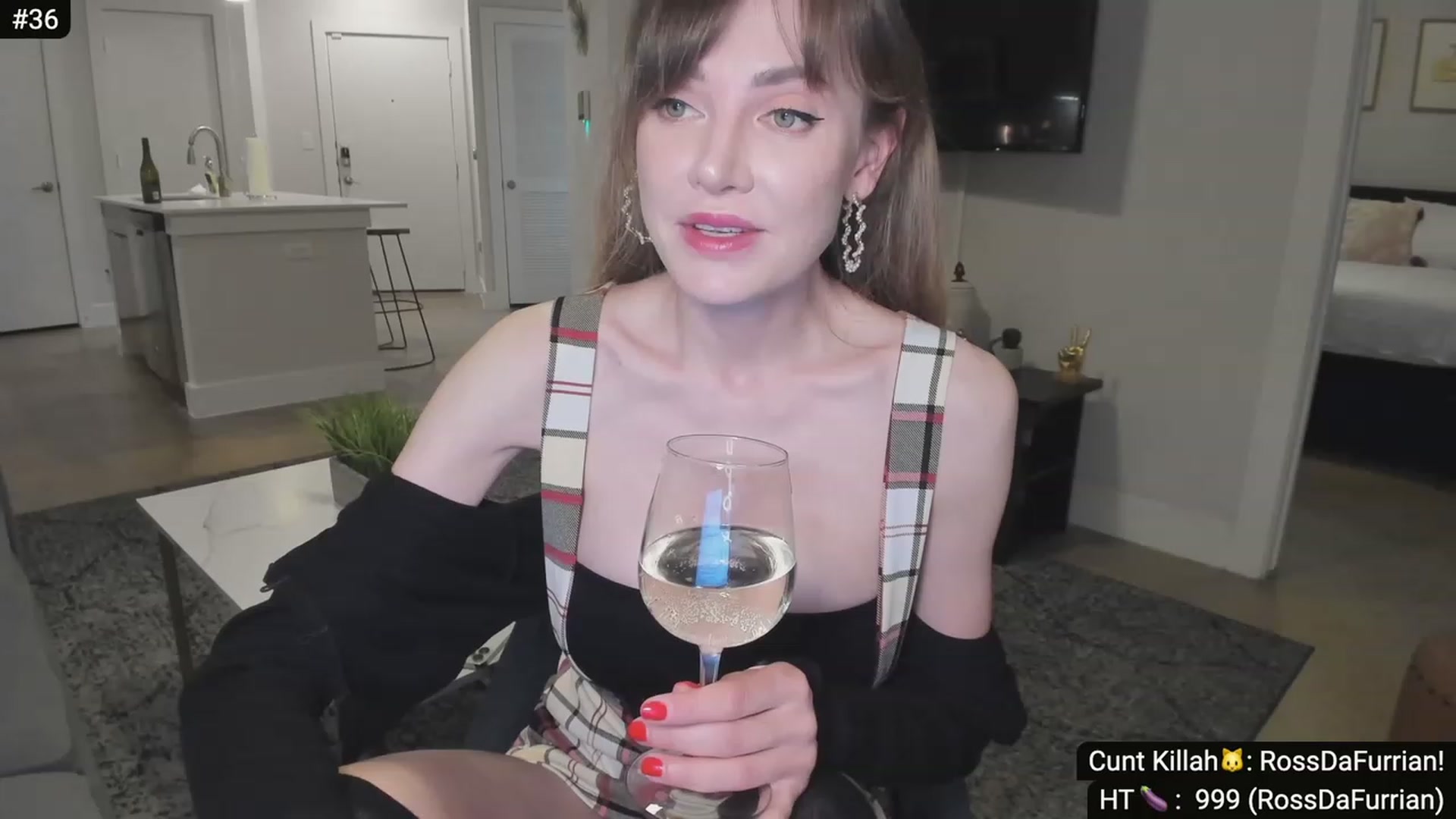 Gallery image thumbnail from aleXisTexas_'s myfreecams stream on, 11/26/2023, 10:24 image 2 of 20