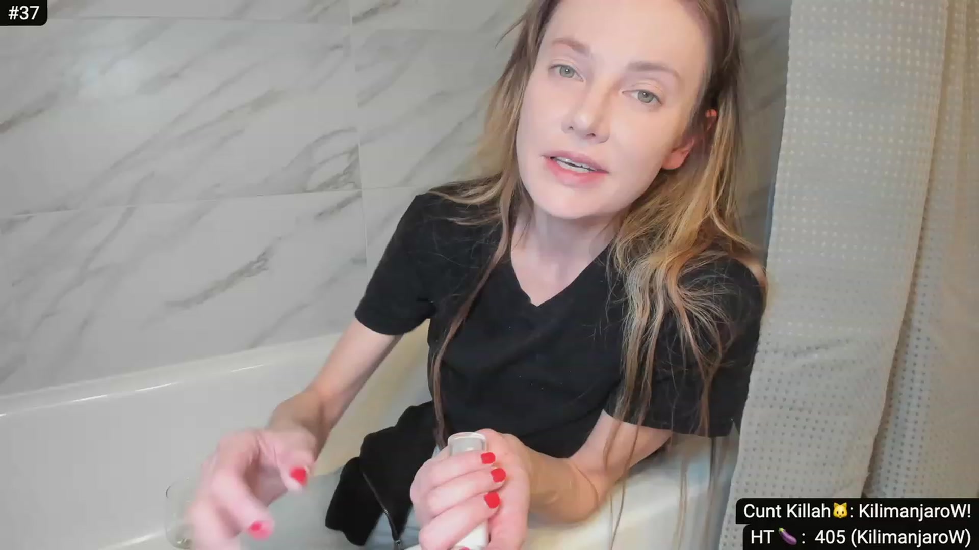 Gallery image thumbnail from aleXisTexas_'s myfreecams stream on, 11/29/2023, 05:17 image 12 of 20