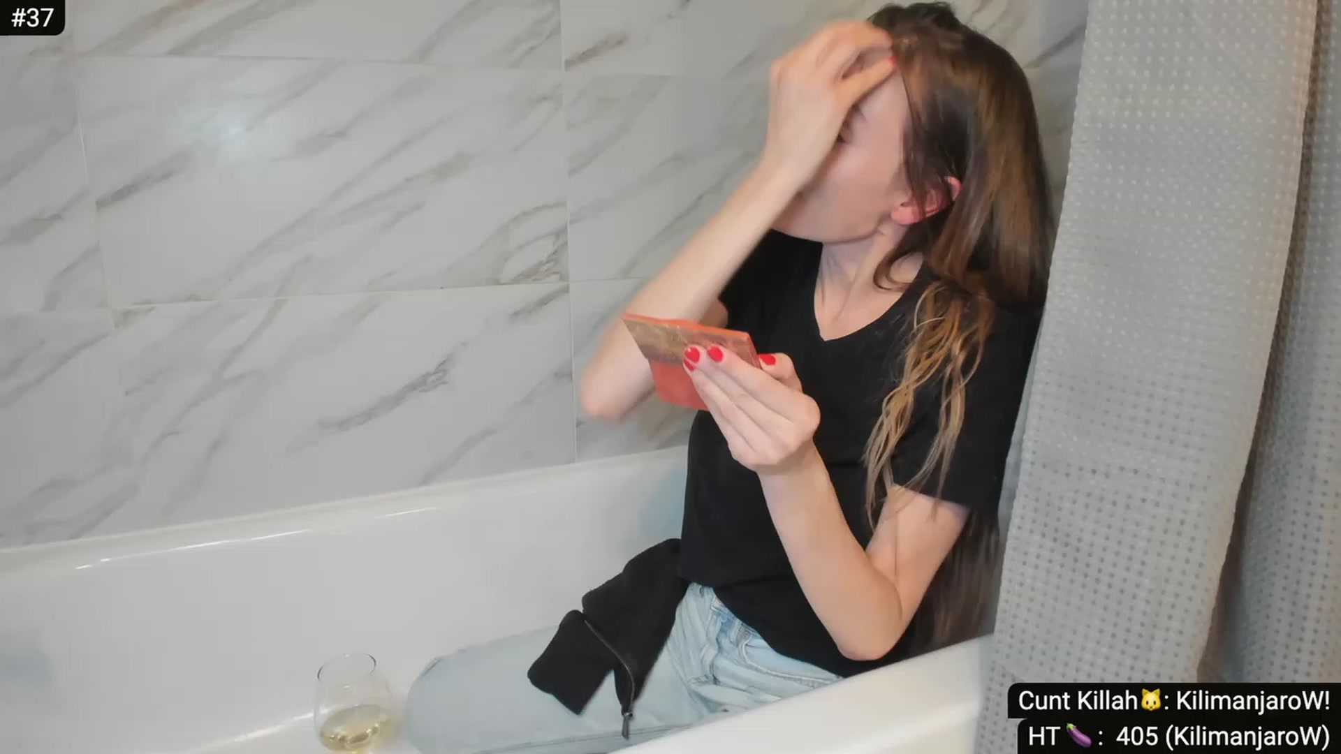 Gallery image thumbnail from aleXisTexas_'s myfreecams stream on, 11/29/2023, 05:17 image 11 of 20