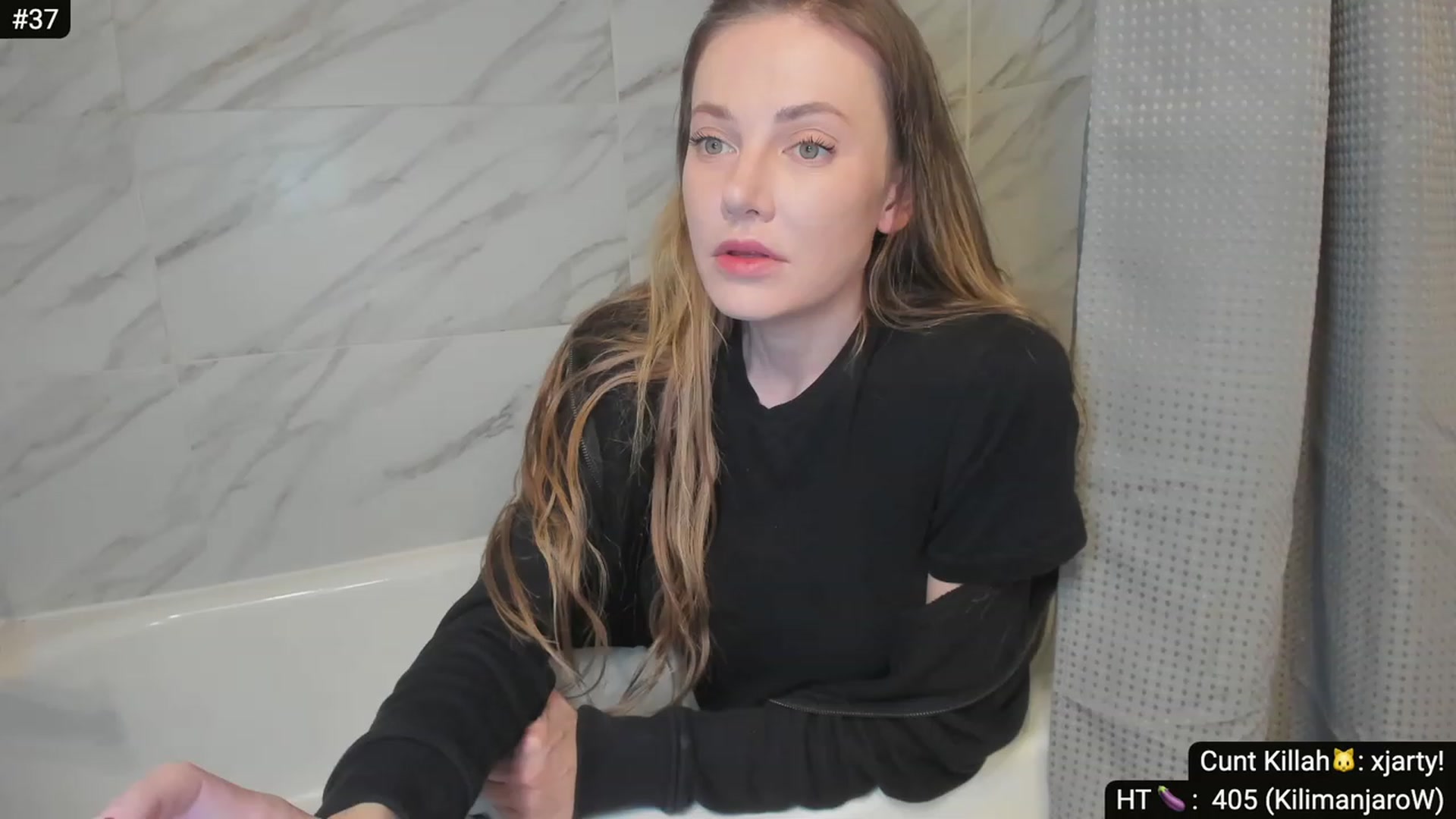 Gallery image thumbnail from aleXisTexas_'s myfreecams stream on, 11/29/2023, 05:17 image 17 of 20