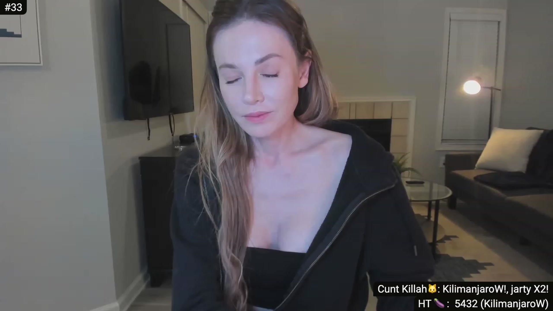 Gallery image thumbnail from aleXisTexas_'s myfreecams stream on, 11/29/2023, 07:01 image 18 of 20