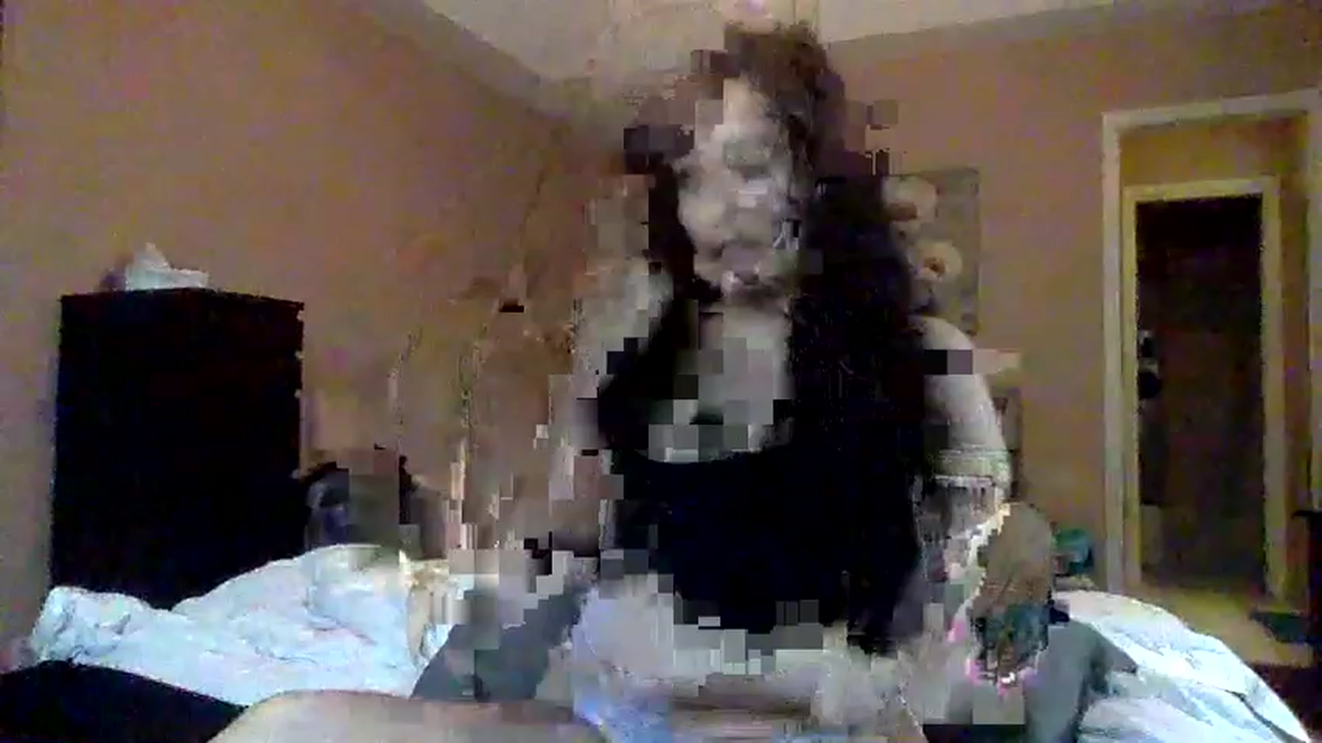 Gallery image thumbnail from alex_andriaox's myfreecams stream on, 03/25/2023, 18:40 image 8 of 20