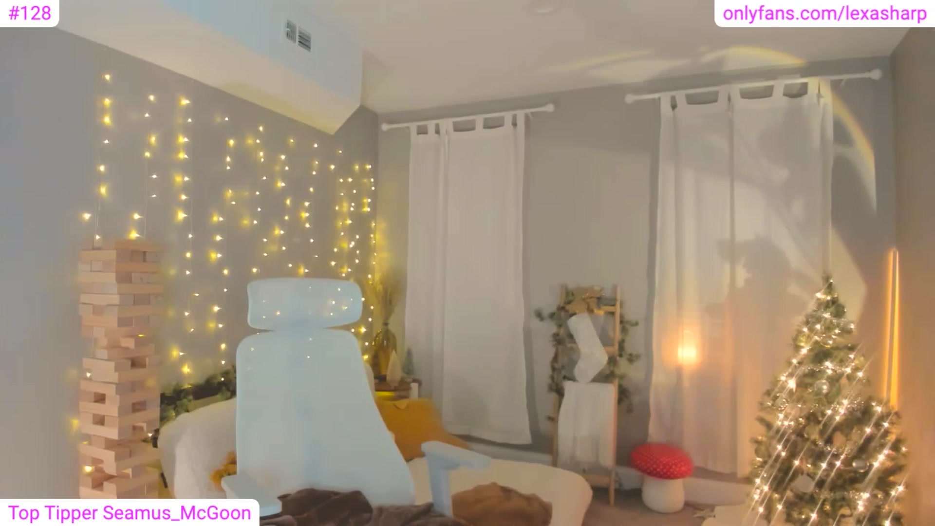 Gallery image thumbnail from alexasharp's myfreecams stream on, 12/07/2022, 02:00 image 20 of 20