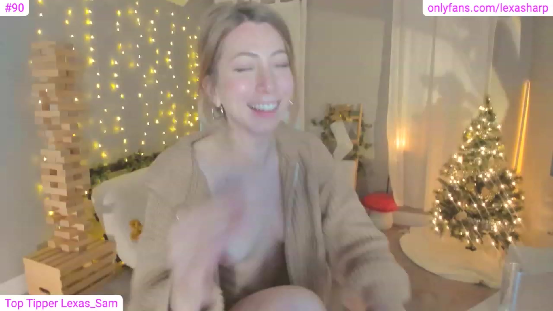 Gallery image thumbnail from alexasharp's myfreecams stream on, 12/17/2022, 05:08 image 15 of 20