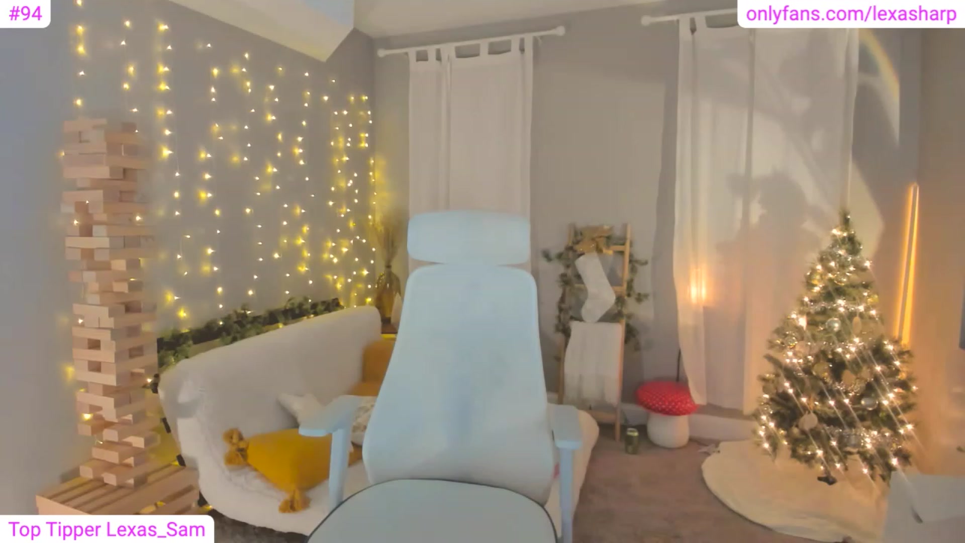 Gallery image thumbnail from alexasharp's myfreecams stream on, 12/17/2022, 05:08 image 9 of 20