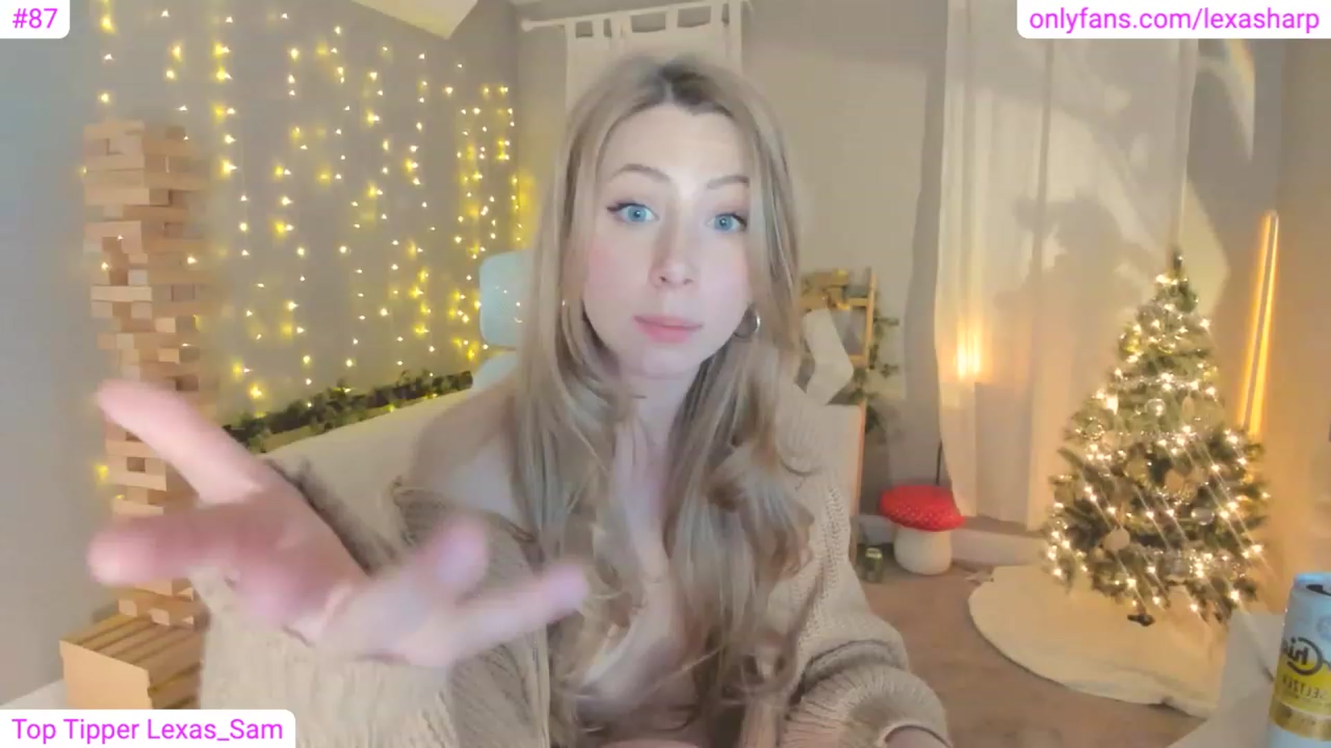 Gallery image thumbnail from alexasharp's myfreecams stream on, 12/17/2022, 05:08 image 18 of 20