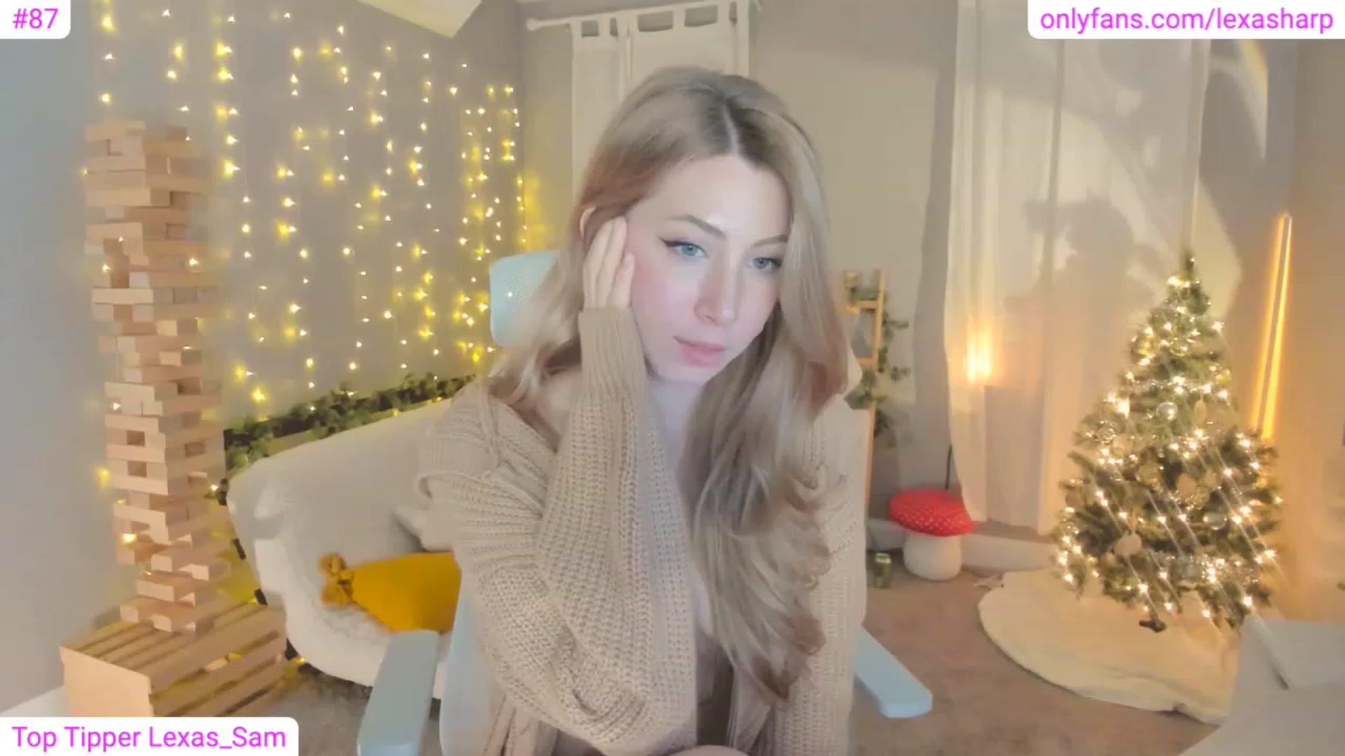 Gallery image thumbnail from alexasharp's myfreecams stream on, 12/17/2022, 05:08 image 19 of 20