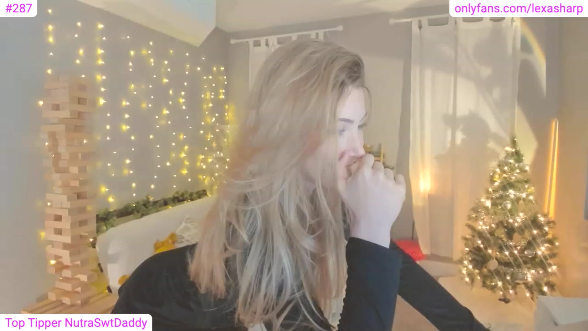 Gallery image thumbnail from alexasharp's myfreecams stream on, 01/02/2023, 03:56 image 19 of 20