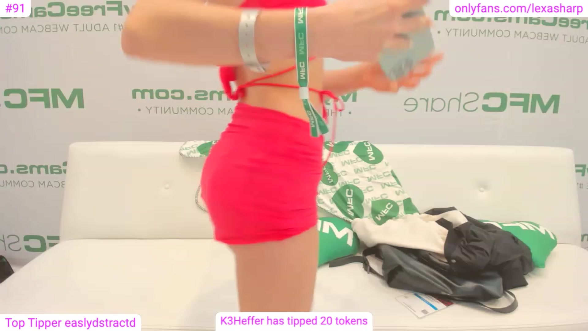 Gallery image thumbnail from alexasharp's myfreecams stream on, 01/05/2023, 03:55 image 18 of 20