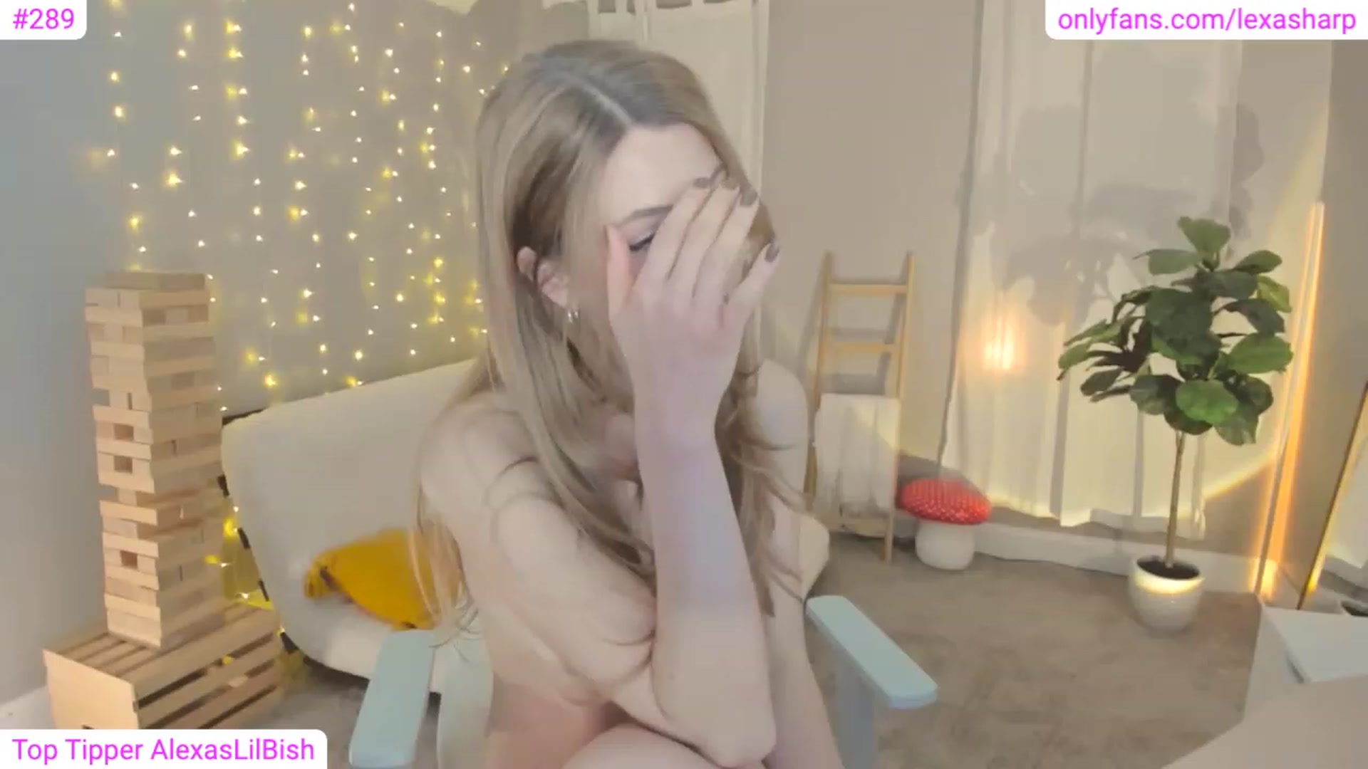 Gallery image thumbnail from alexasharp's myfreecams stream on, 01/20/2023, 05:41 image 15 of 20