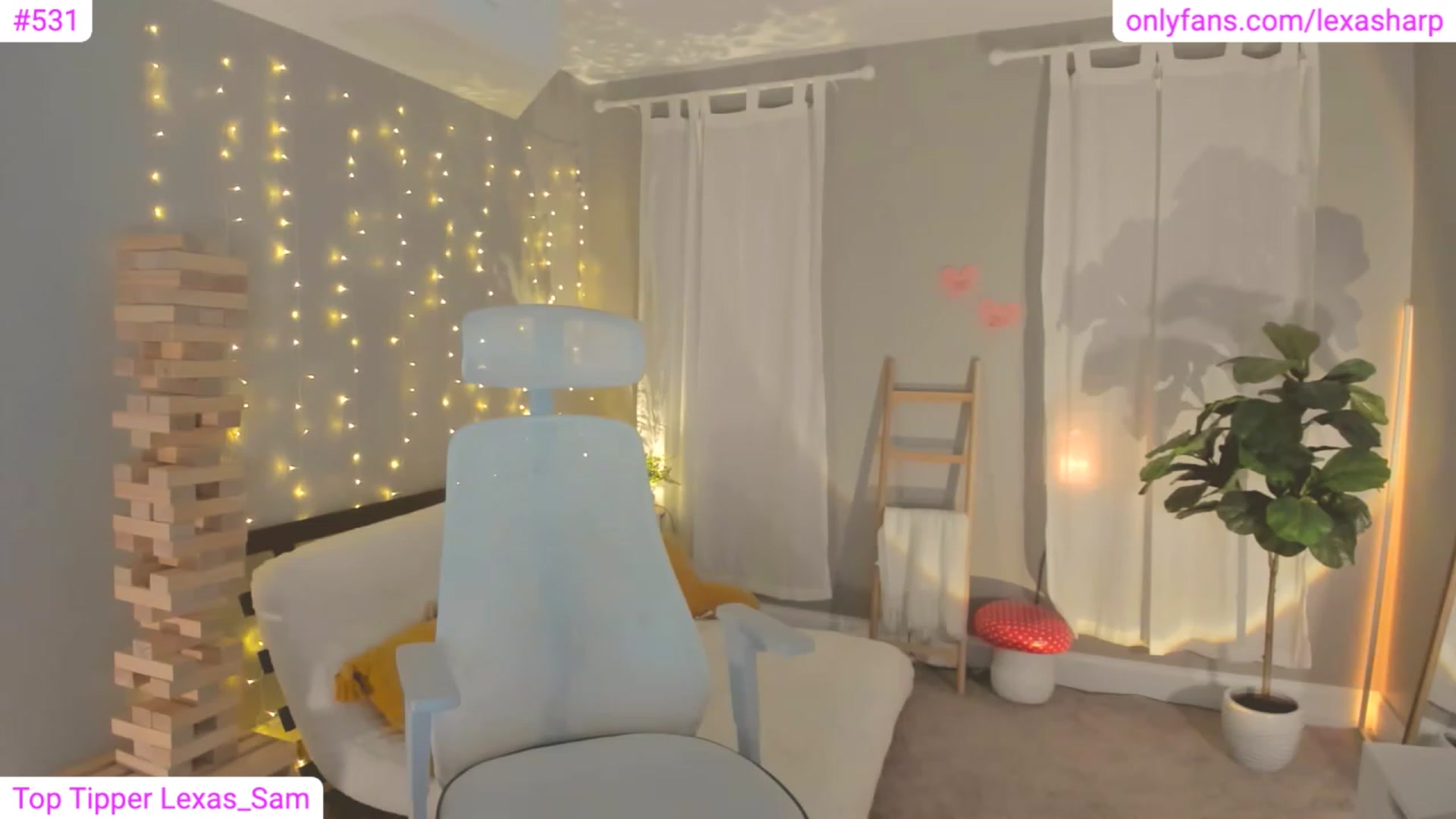 Gallery image thumbnail from alexasharp's myfreecams stream on, 02/03/2023, 03:35 image 8 of 20