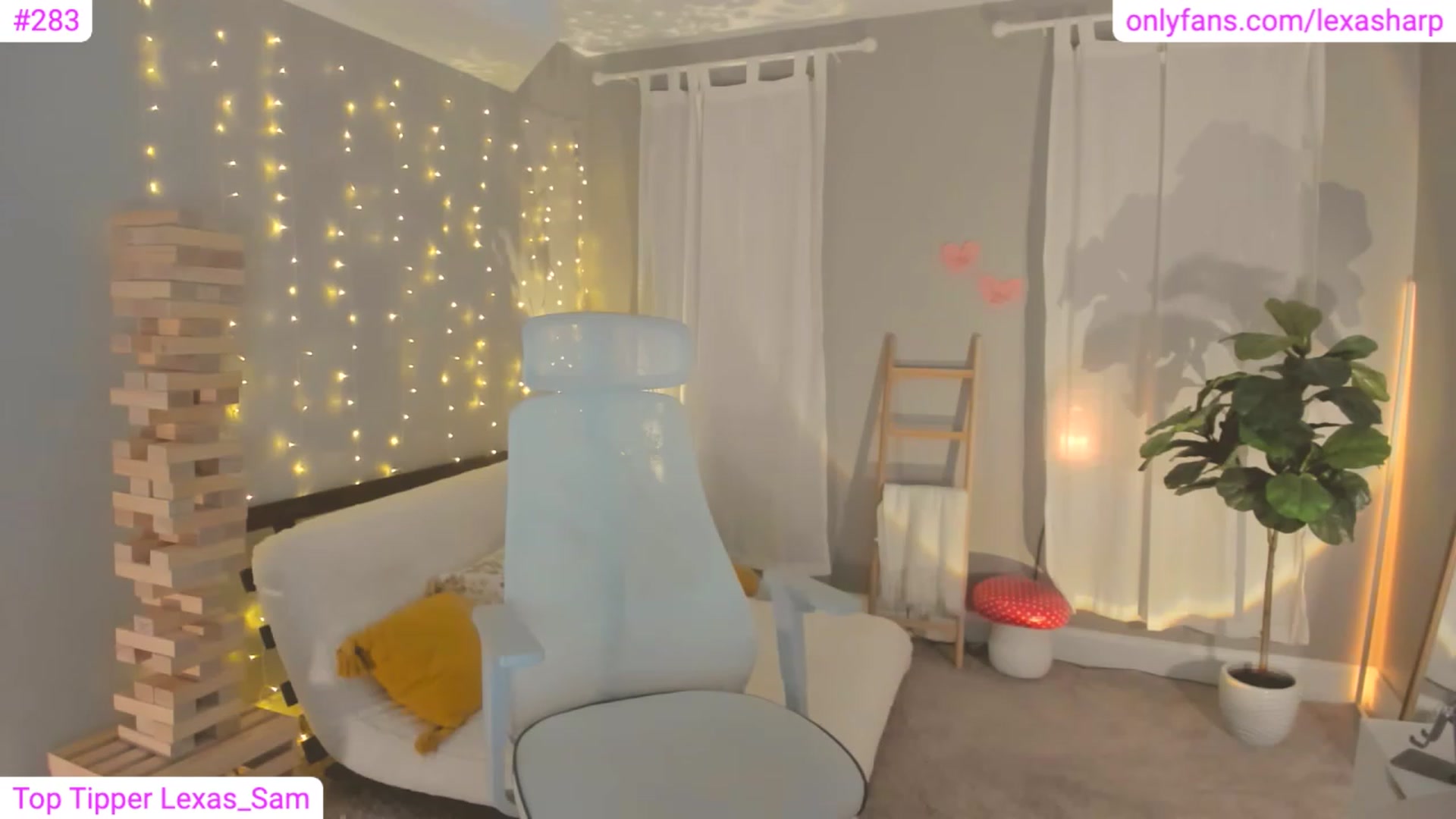 Gallery image thumbnail from alexasharp's myfreecams stream on, 02/03/2023, 03:35 image 14 of 20