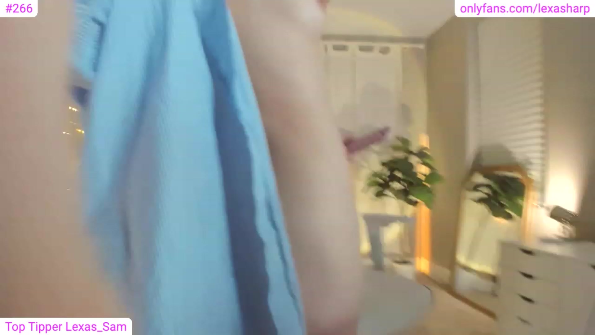 Gallery image thumbnail from alexasharp's myfreecams stream on, 02/03/2023, 04:01 image 12 of 20