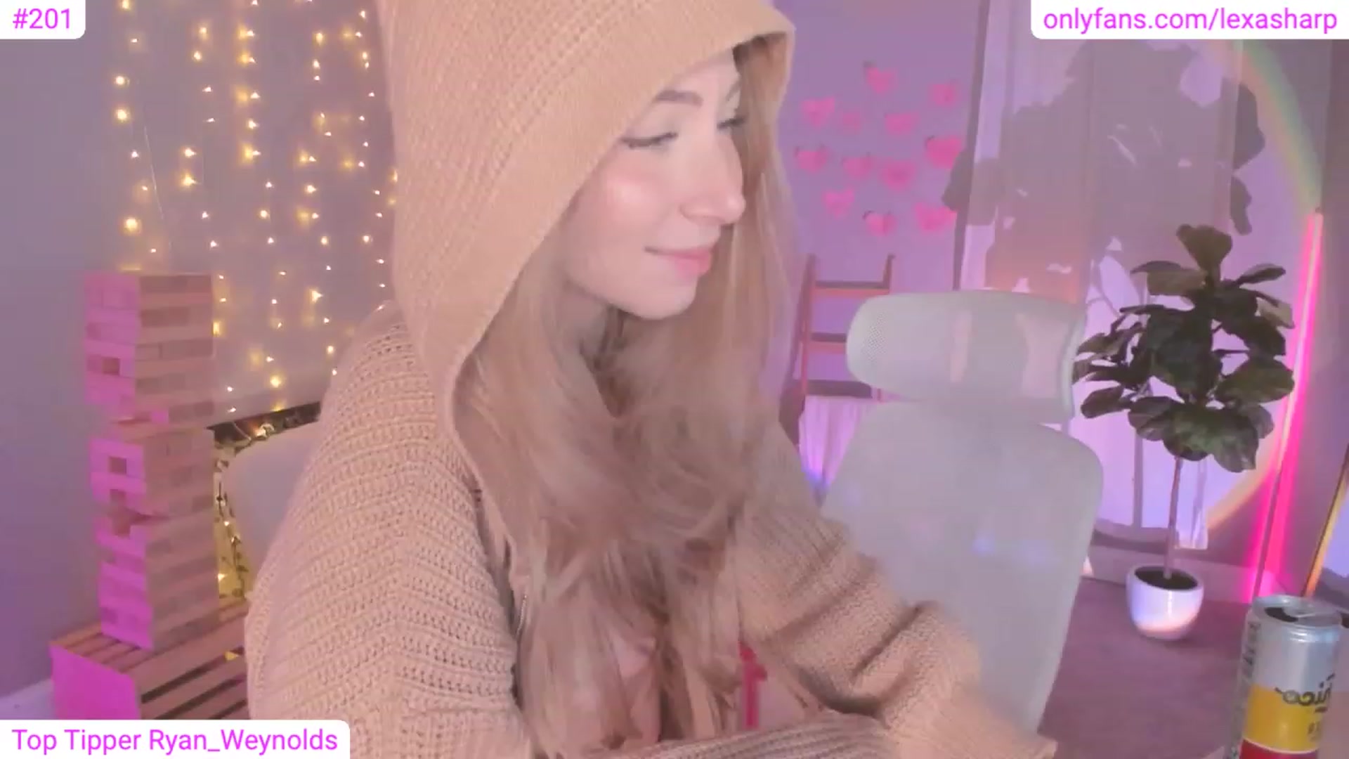 Gallery image thumbnail from alexasharp's myfreecams stream on, 02/11/2023, 05:33 image 1 of 20