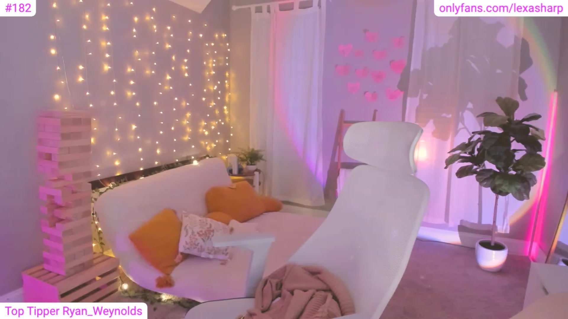 Gallery image thumbnail from alexasharp's myfreecams stream on, 02/11/2023, 05:33 image 12 of 20