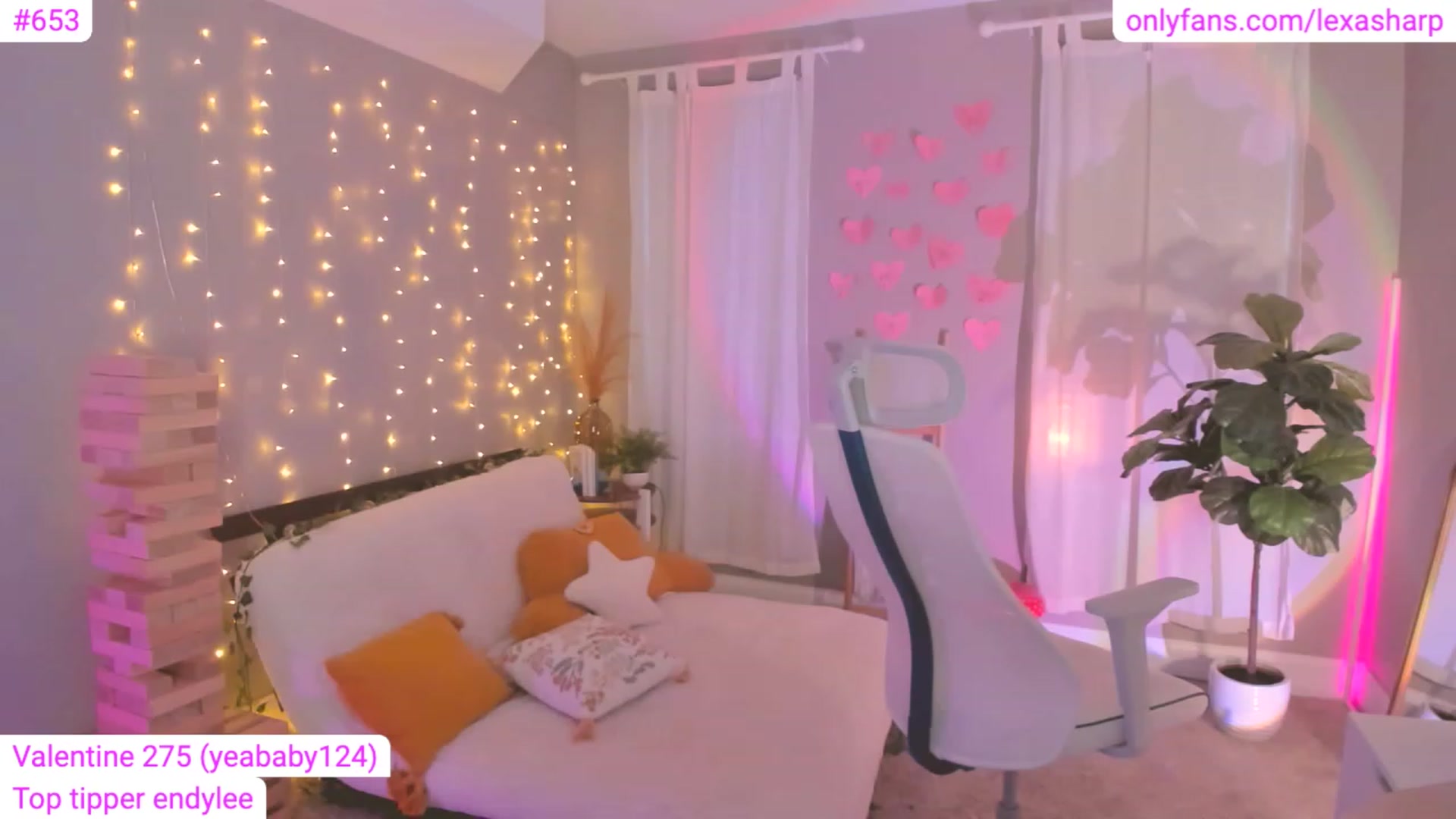 Gallery image thumbnail from alexasharp's myfreecams stream on, 03/02/2023, 24:02 image 2 of 20