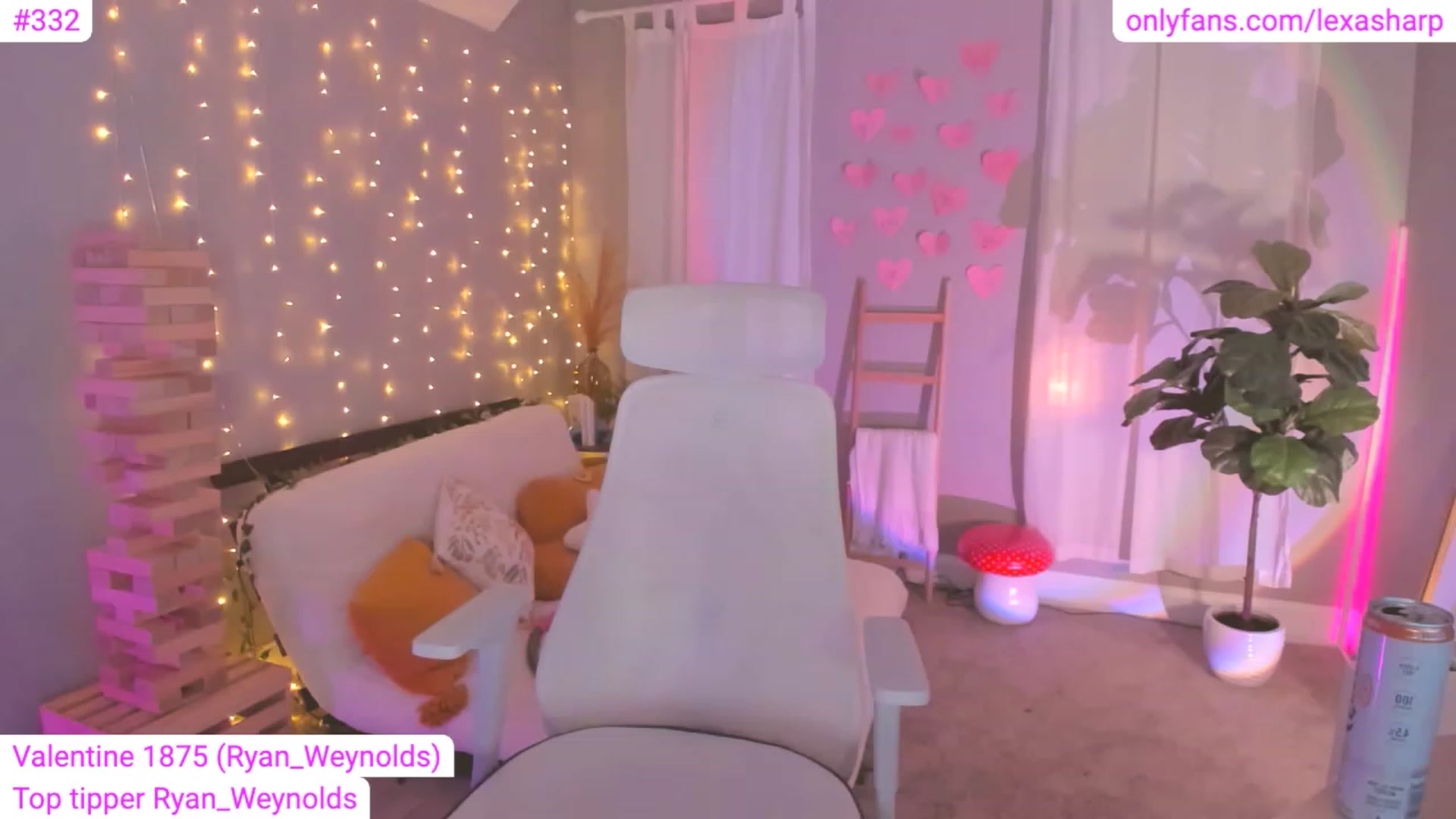Gallery image thumbnail from alexasharp's myfreecams stream on, 03/11/2023, 07:22 image 16 of 20