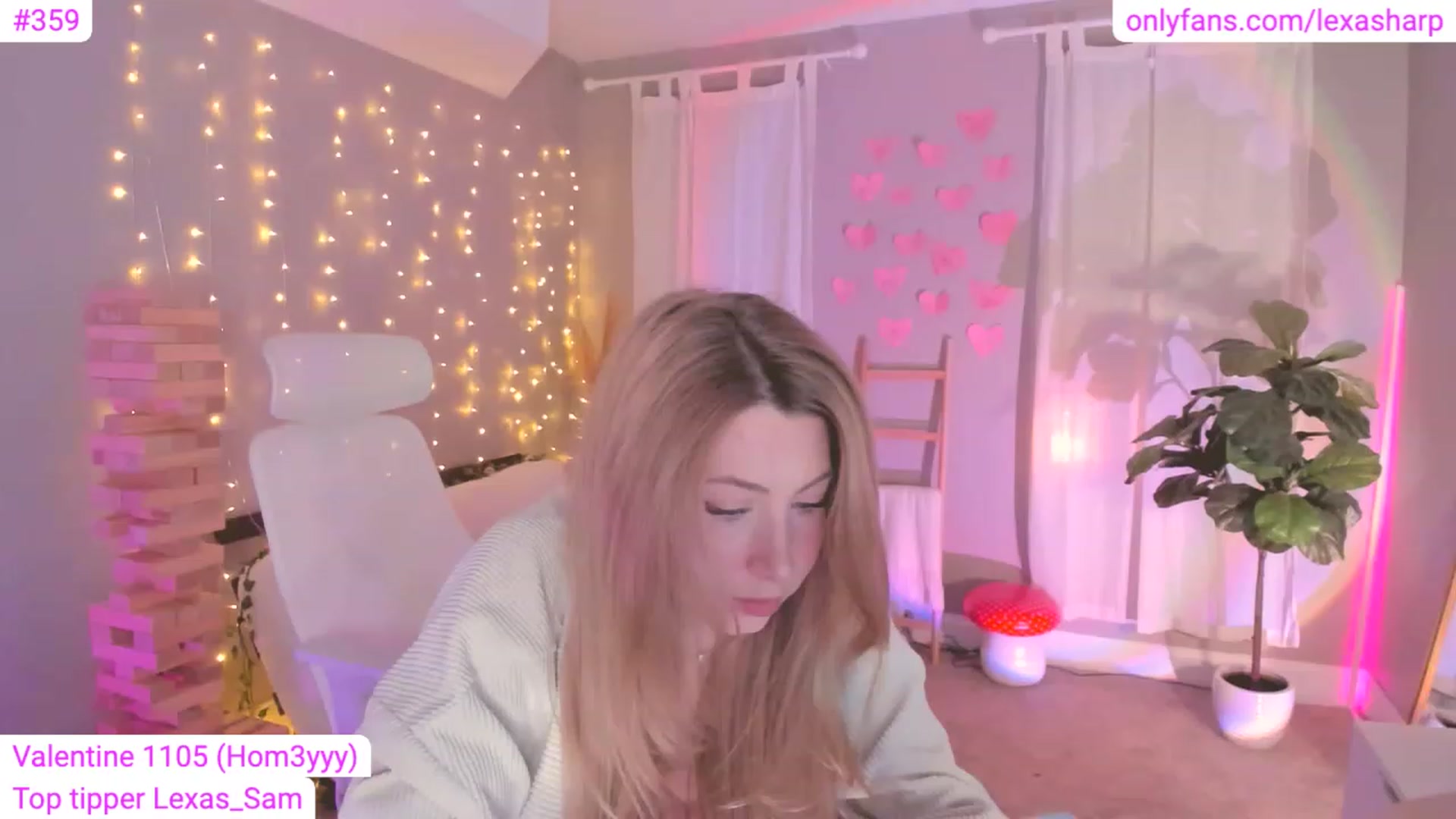 Gallery image thumbnail from alexasharp's myfreecams stream on, 03/11/2023, 07:22 image 4 of 20