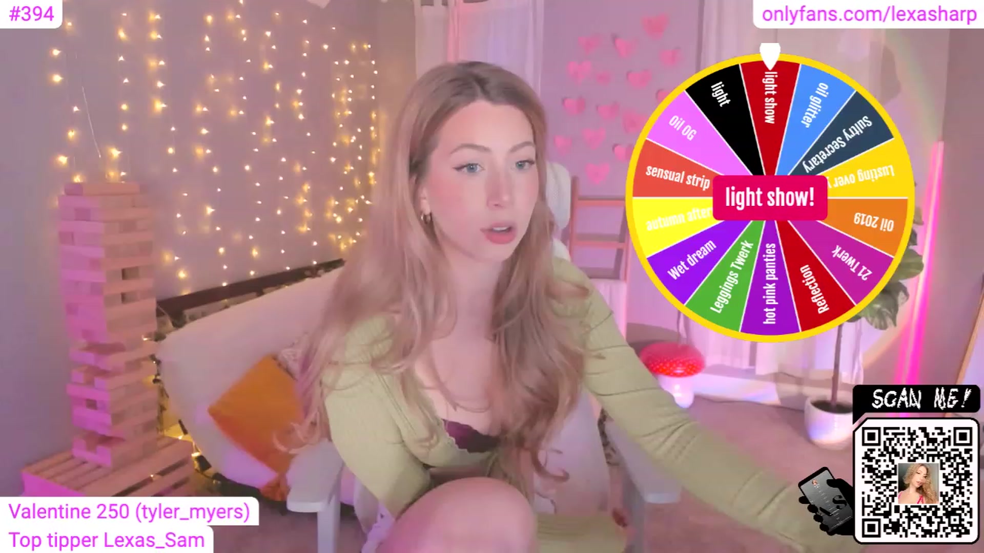 Gallery image thumbnail from alexasharp's myfreecams stream on, 03/17/2023, 24:01 image 10 of 20