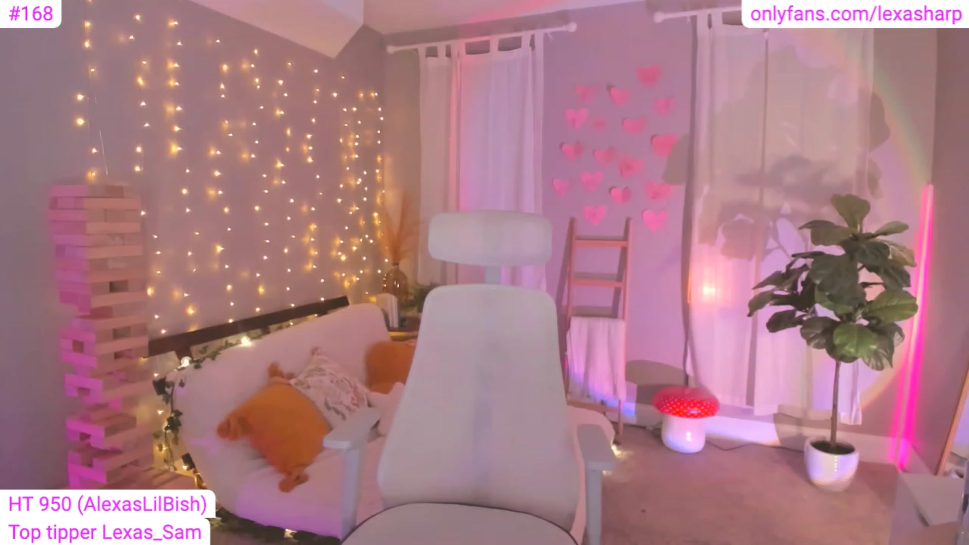Gallery image thumbnail from alexasharp's myfreecams stream on, 03/25/2023, 02:14 image 1 of 20