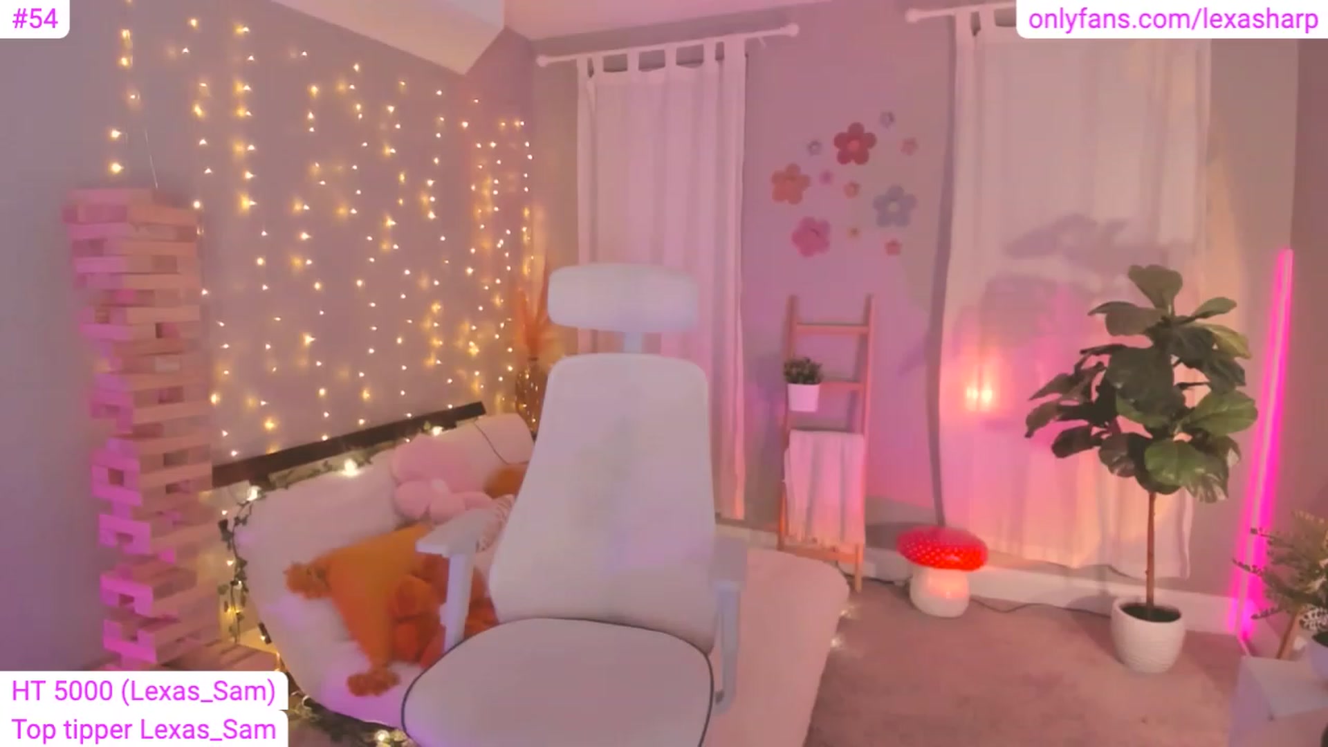 Gallery image thumbnail from alexasharp's myfreecams stream on, 04/03/2023, 02:23 image 10 of 20