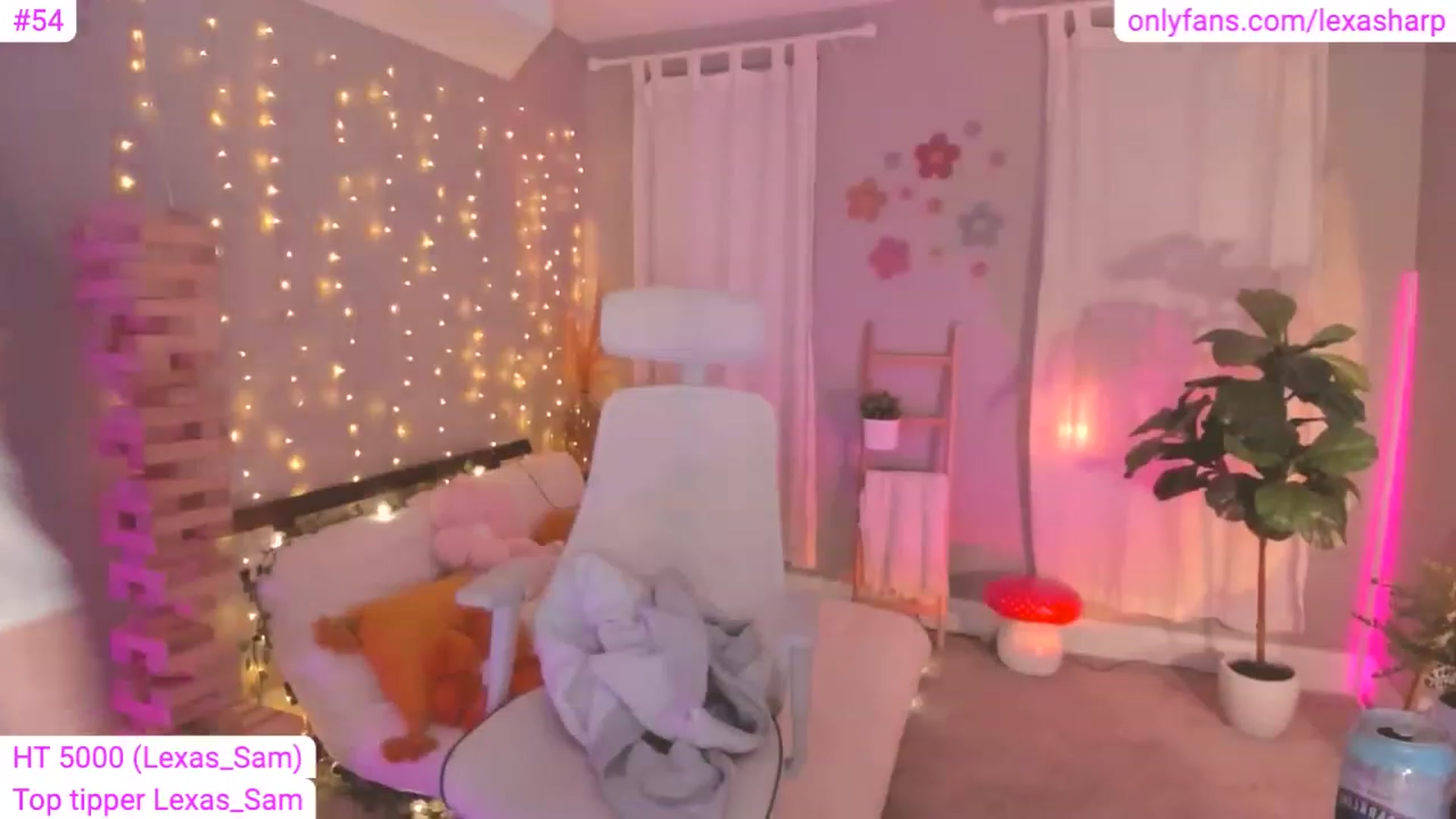 Gallery image thumbnail from alexasharp's myfreecams stream on, 04/03/2023, 02:23 image 11 of 20