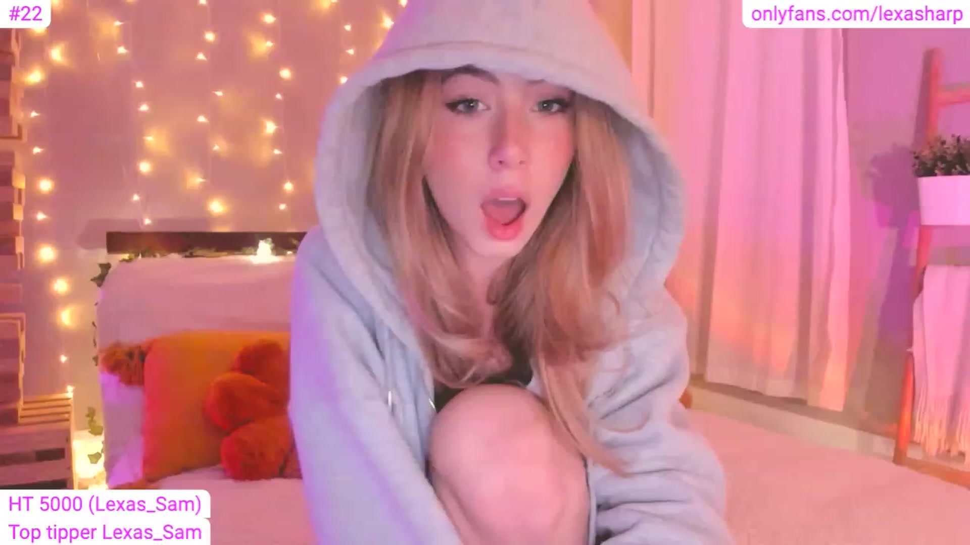 Gallery image thumbnail from alexasharp's myfreecams stream on, 04/03/2023, 04:10 image 10 of 20